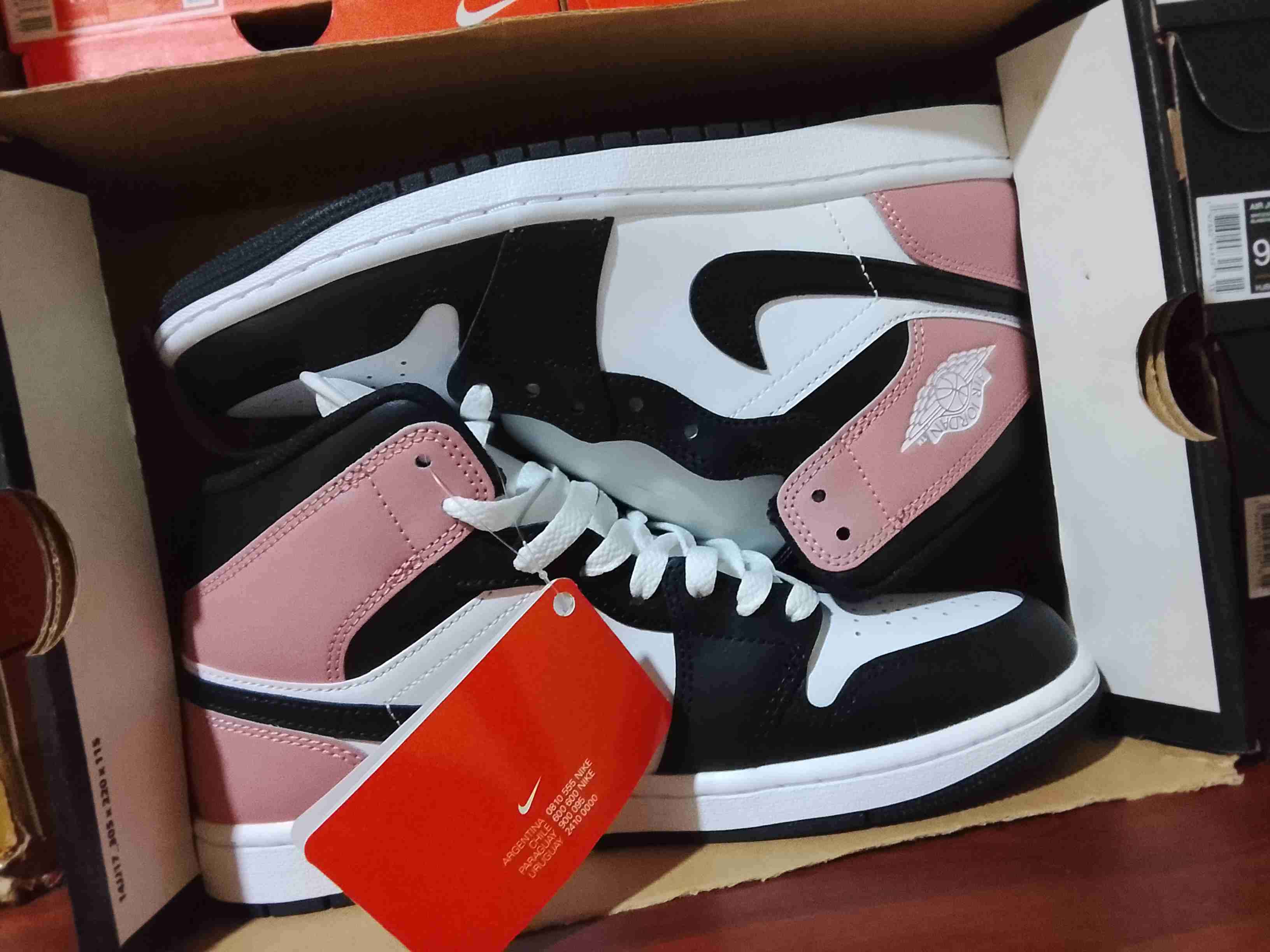 Zapatillas deportivas blancas y rosas - 3