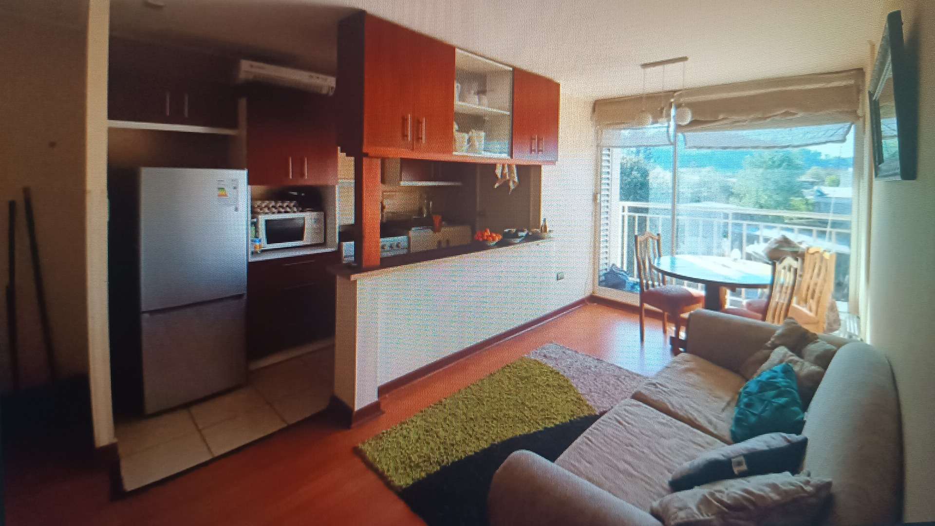 Departamento con cocina y sala de estar