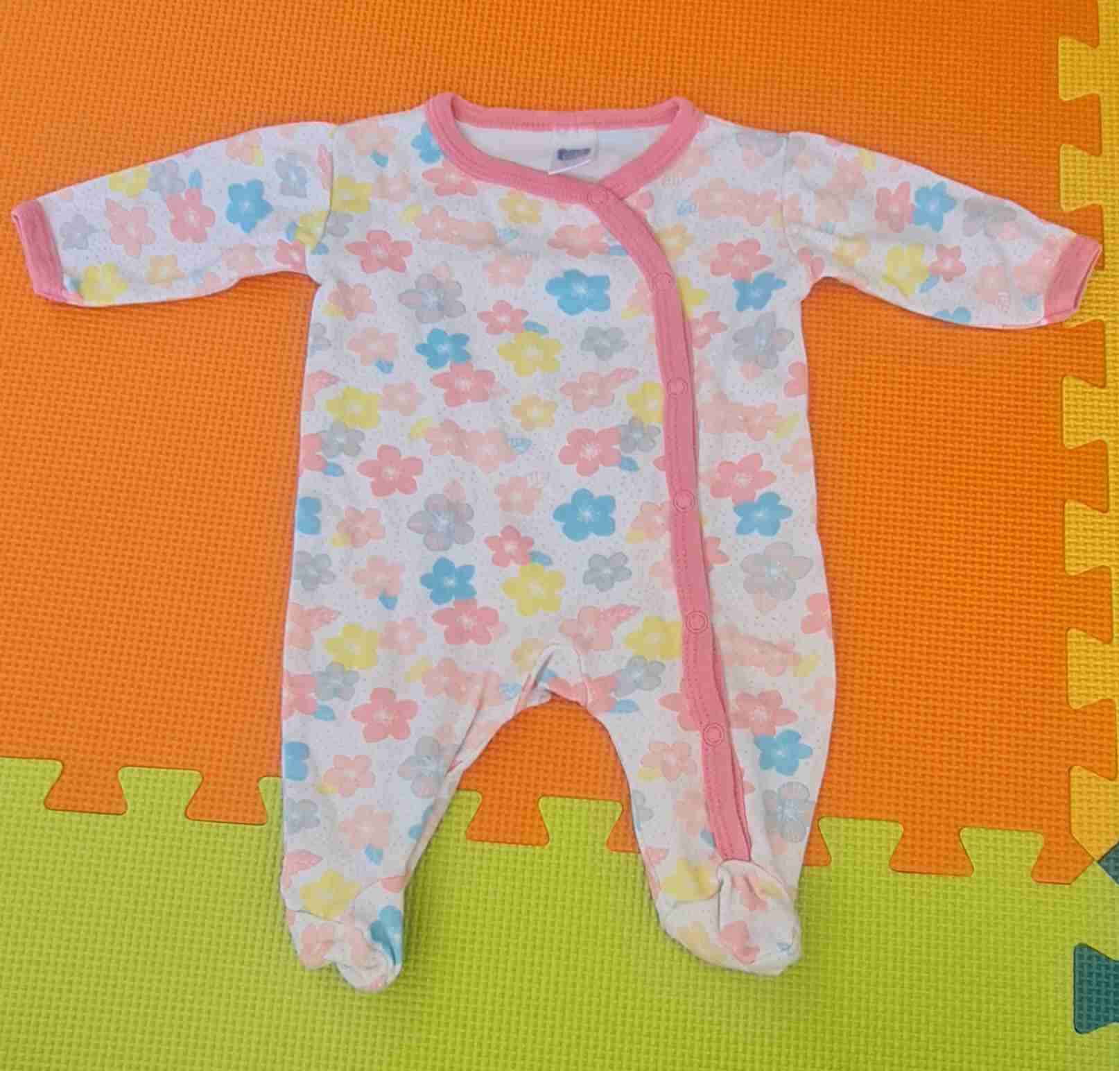 Pijama enterito rojo para bebé - miniatura 3