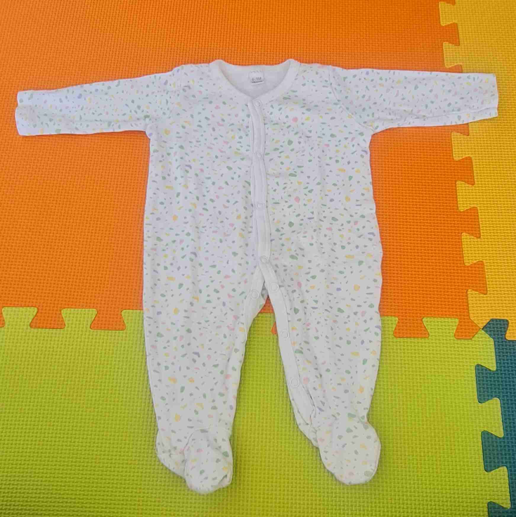 Pijama enterito rojo para bebé - miniatura 5