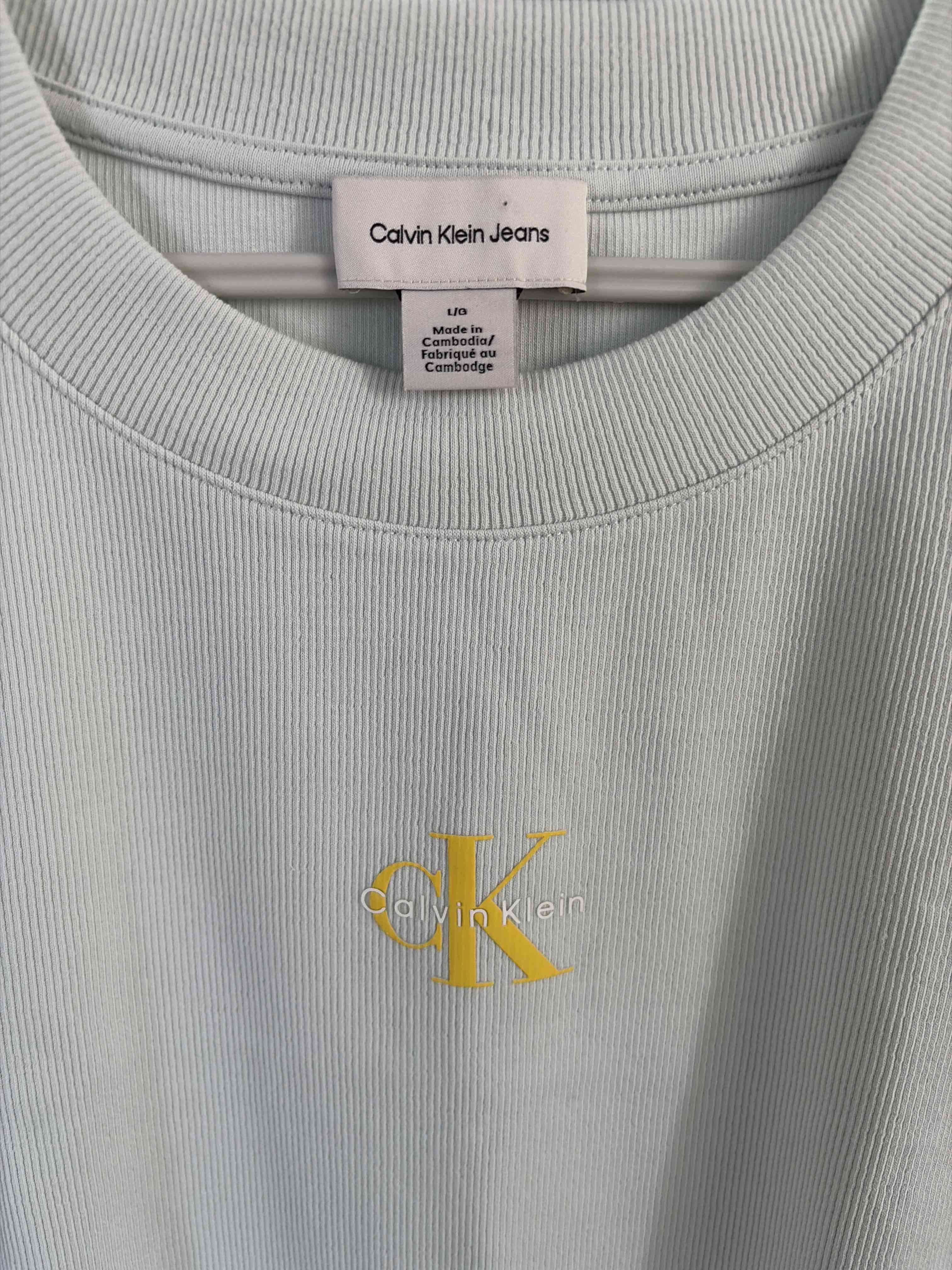 Polera Calvin Klein beige - miniatura 2