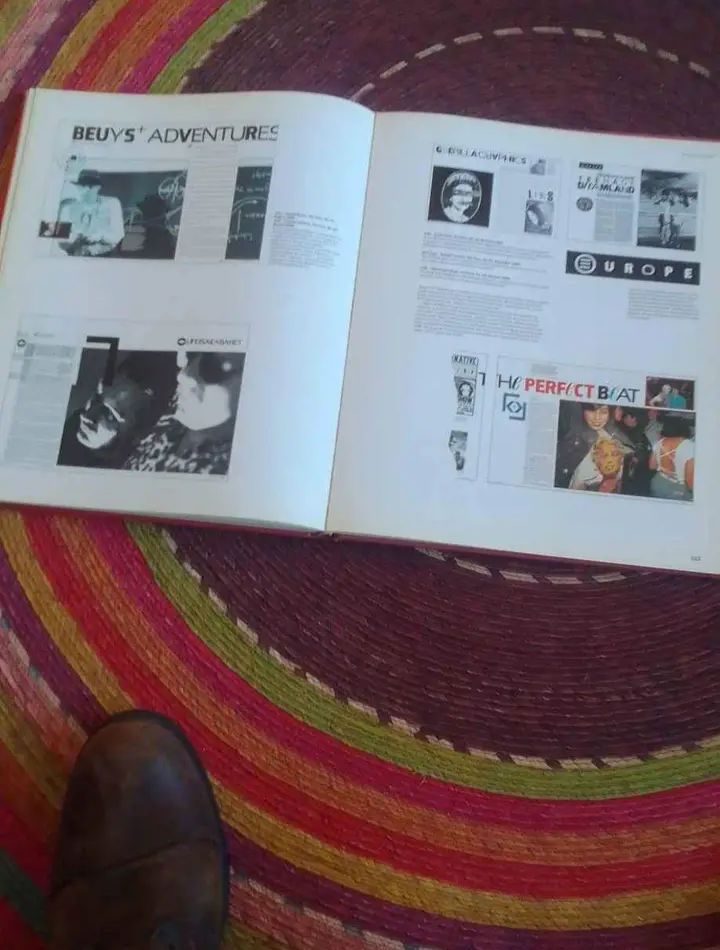 Libro de Diseño Gráfico Estudio Neville Brody - miniatura 2