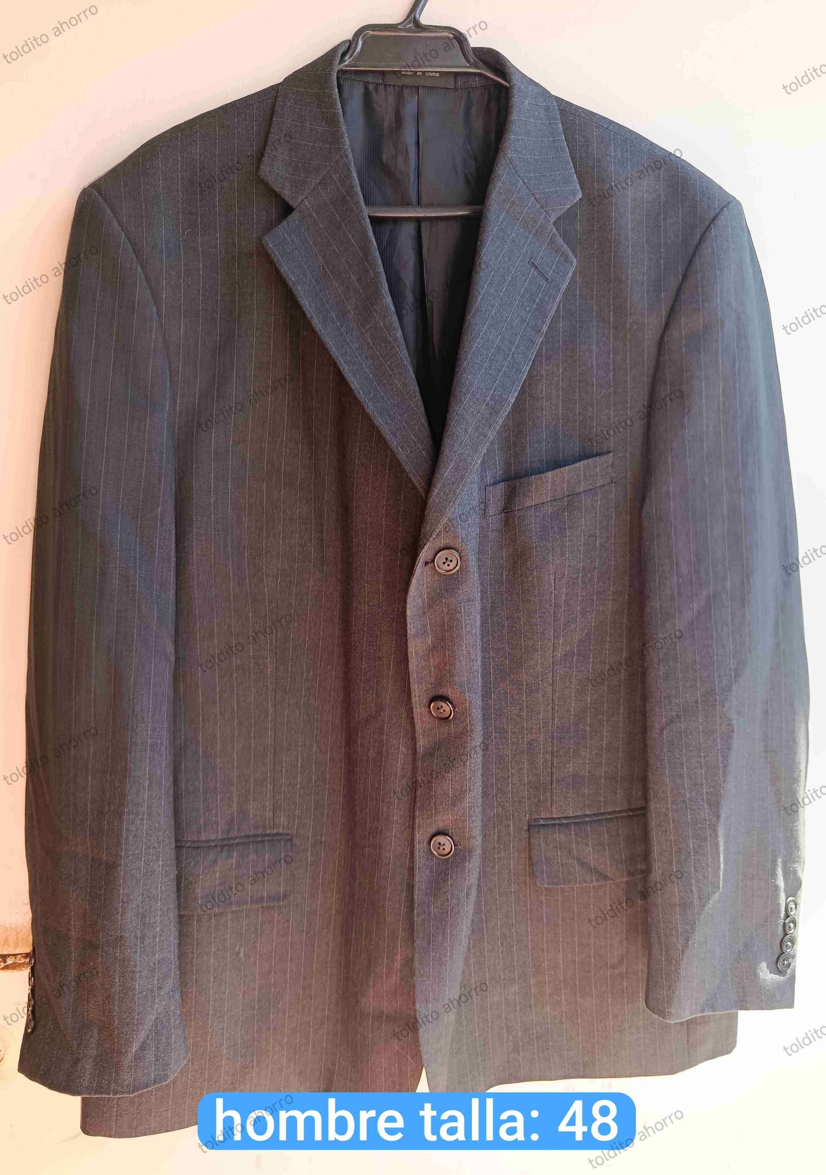 Blazer gris a rayas para hombre
