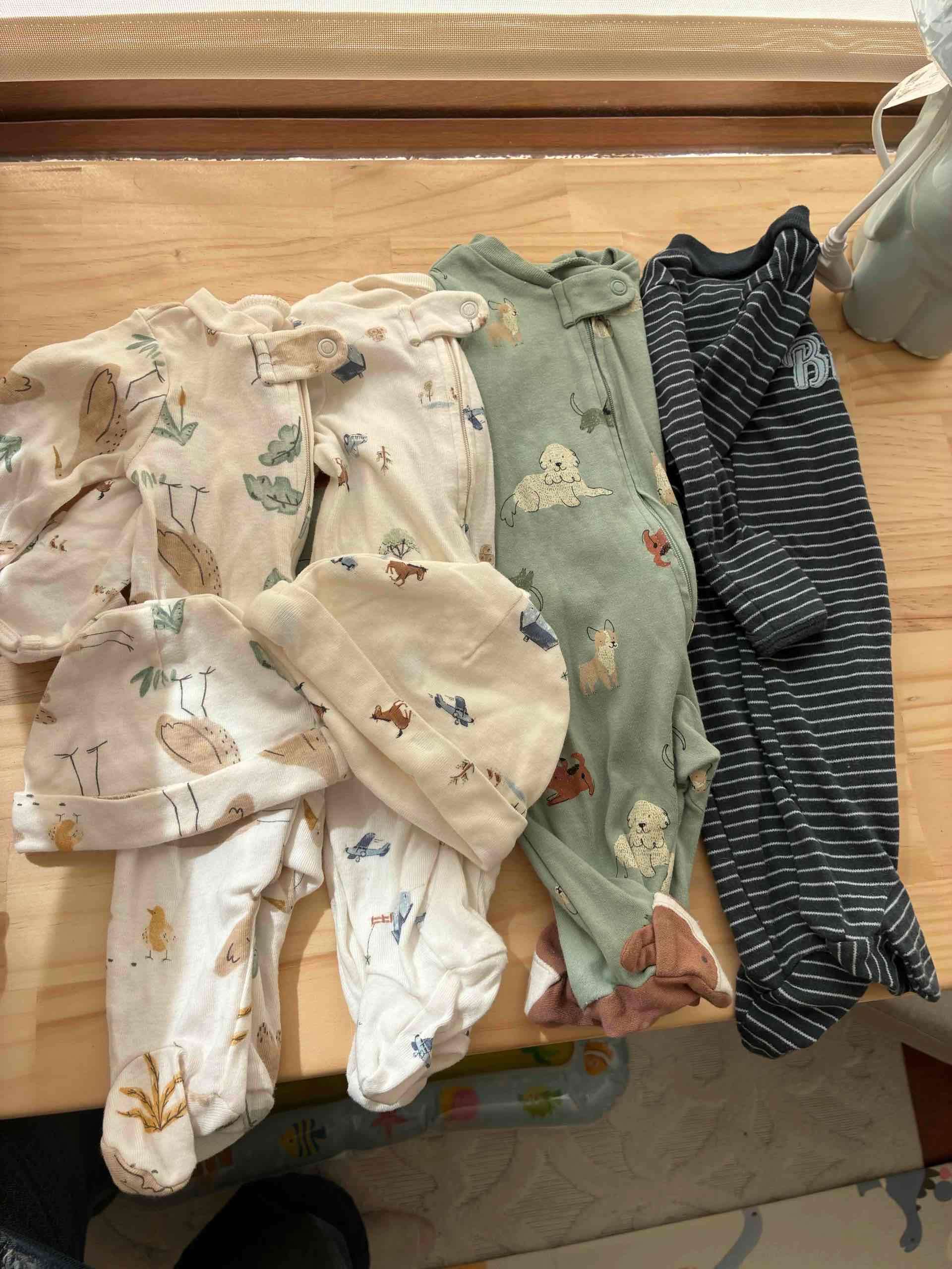 Pack de pijamas de bebé estampados - miniatura 1