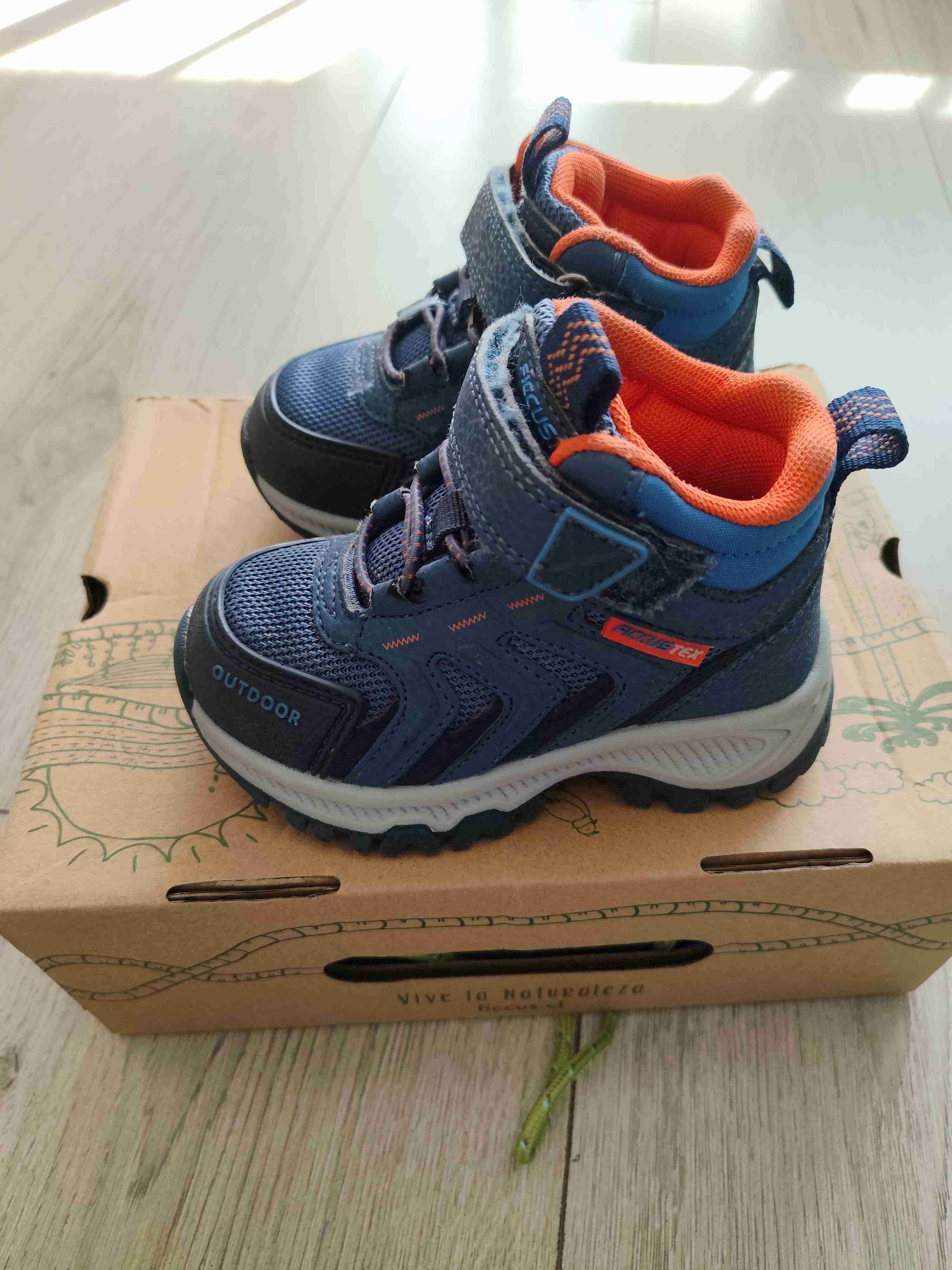 Zapatillas outdoor infantiles - 2