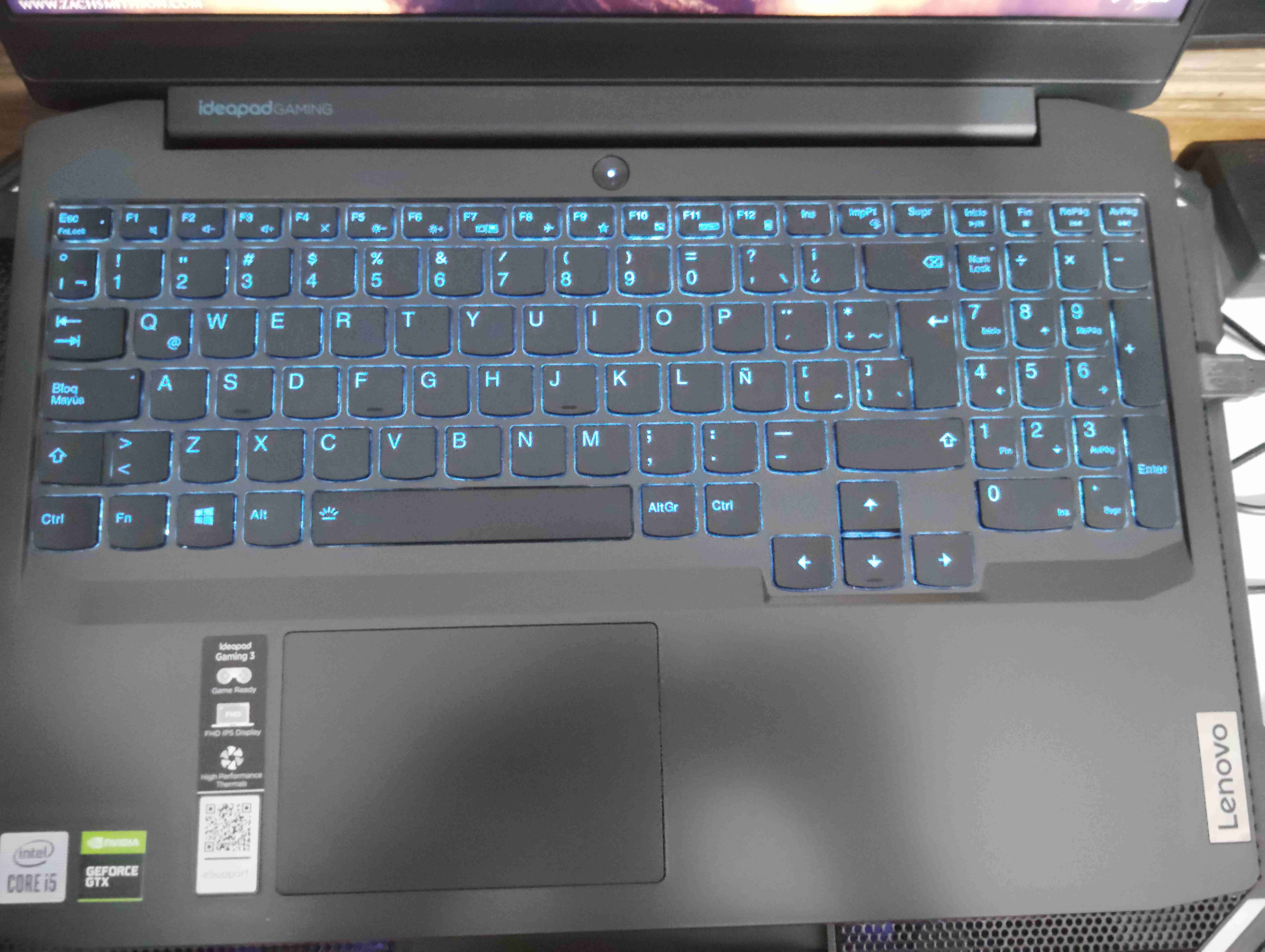Laptop Lenovo IdeaPad Gaming 3 - miniatura 2