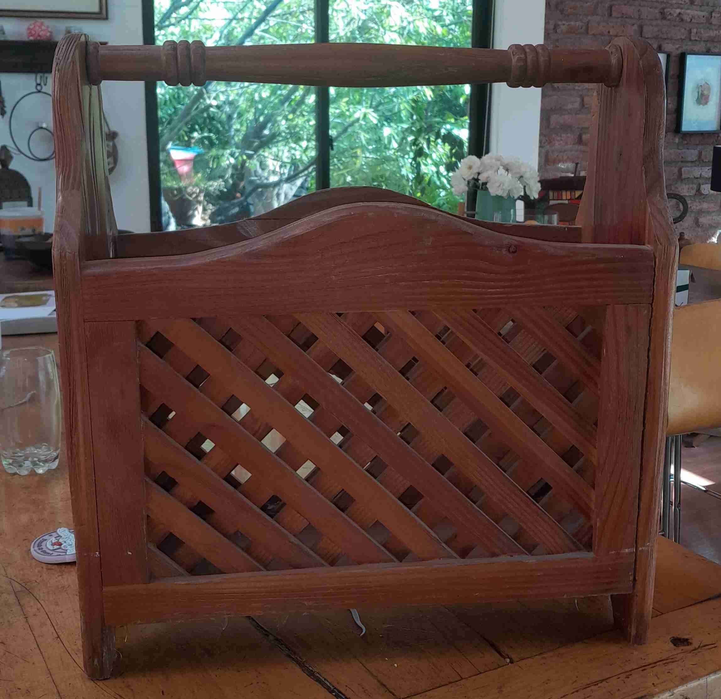 Revistero de pino oregon - miniatura 1