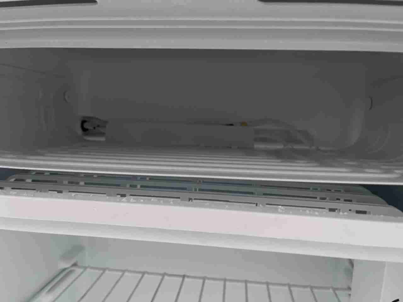 Refrigerador compacto - Frigobar gris - miniatura 4