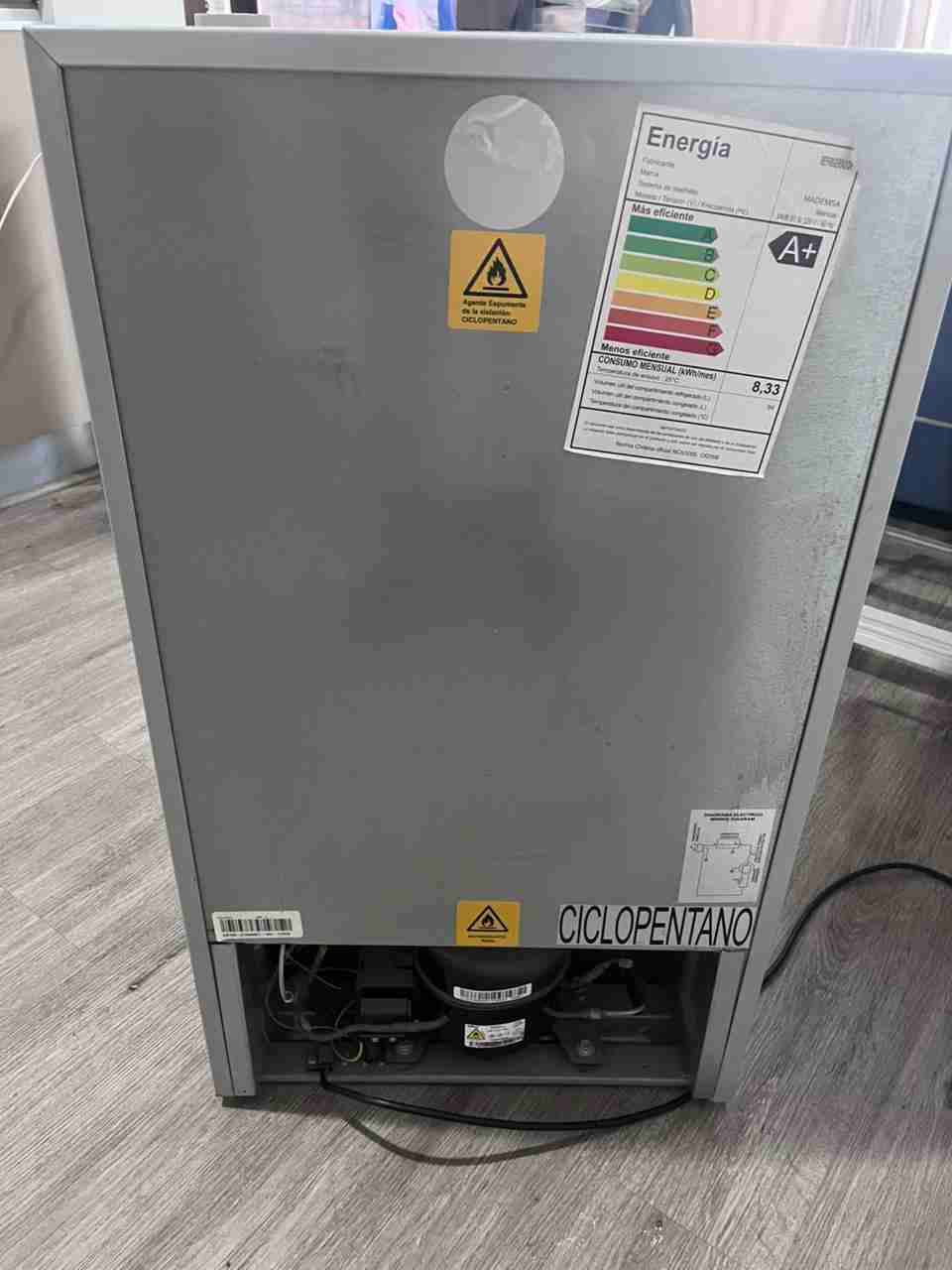 Refrigerador compacto - Frigobar gris - miniatura 5