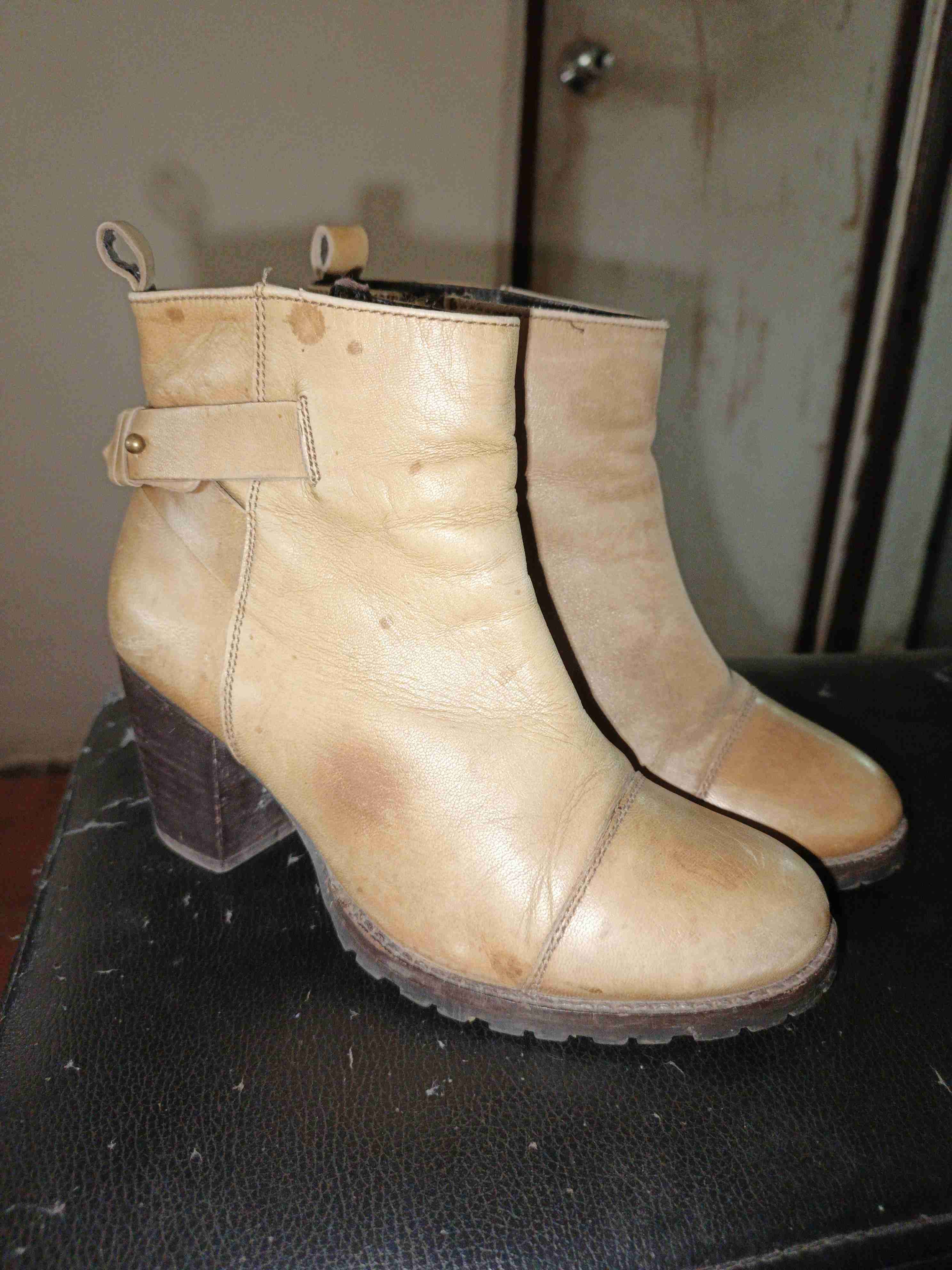 Botines de cuero beige - miniatura 3