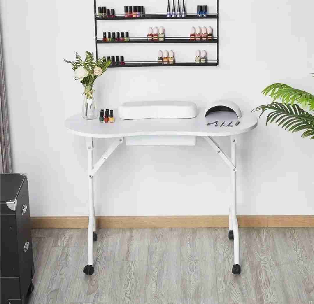 Mesa plegable para manicura - miniatura 5