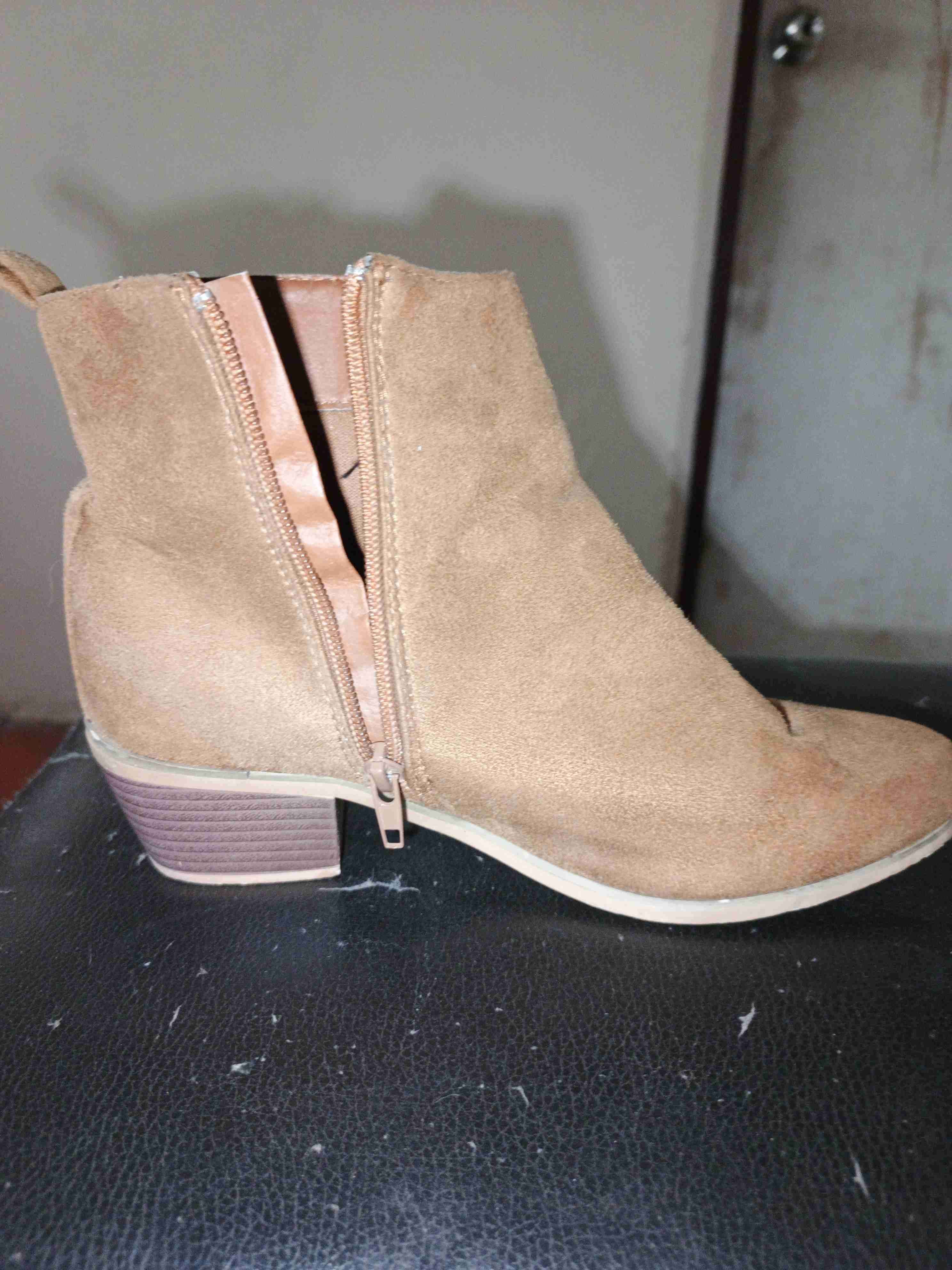 Botines de gamuza con flecos - 4