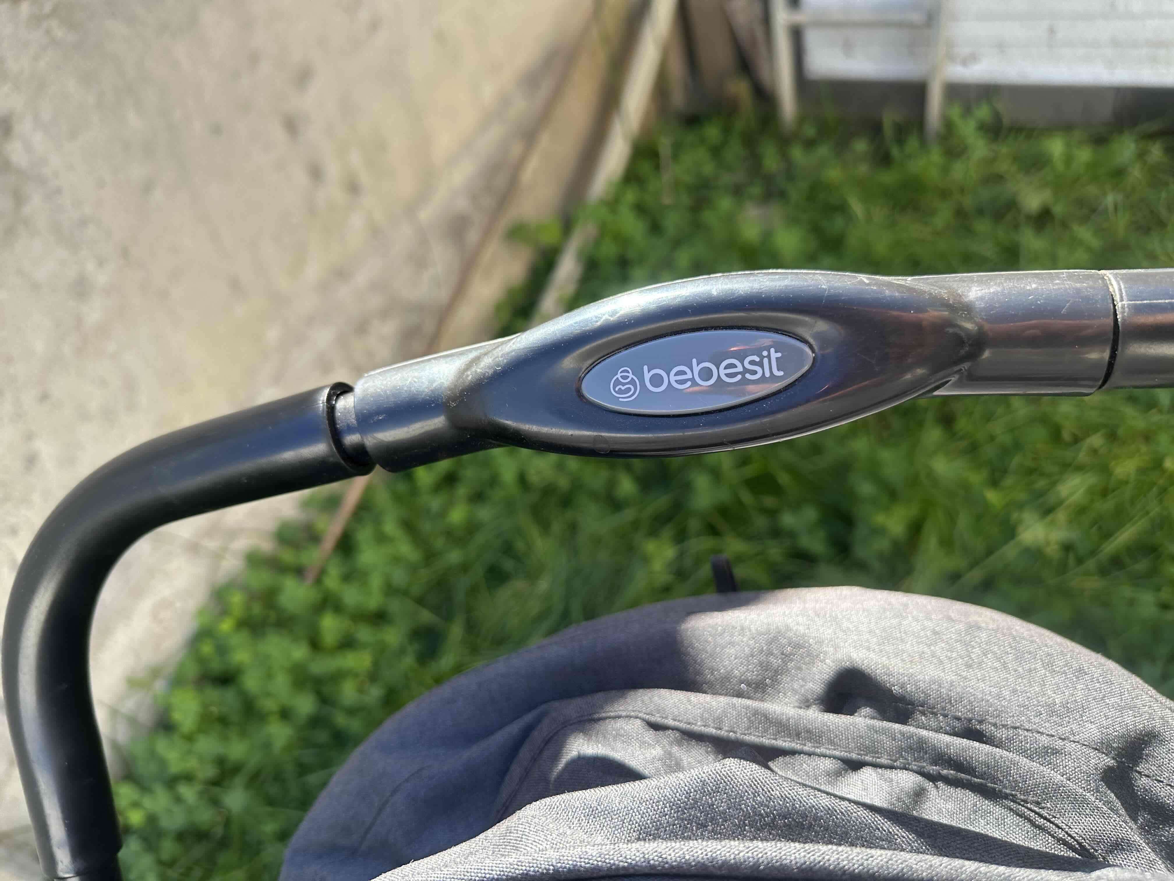 Coche de bebé negro - miniatura 3