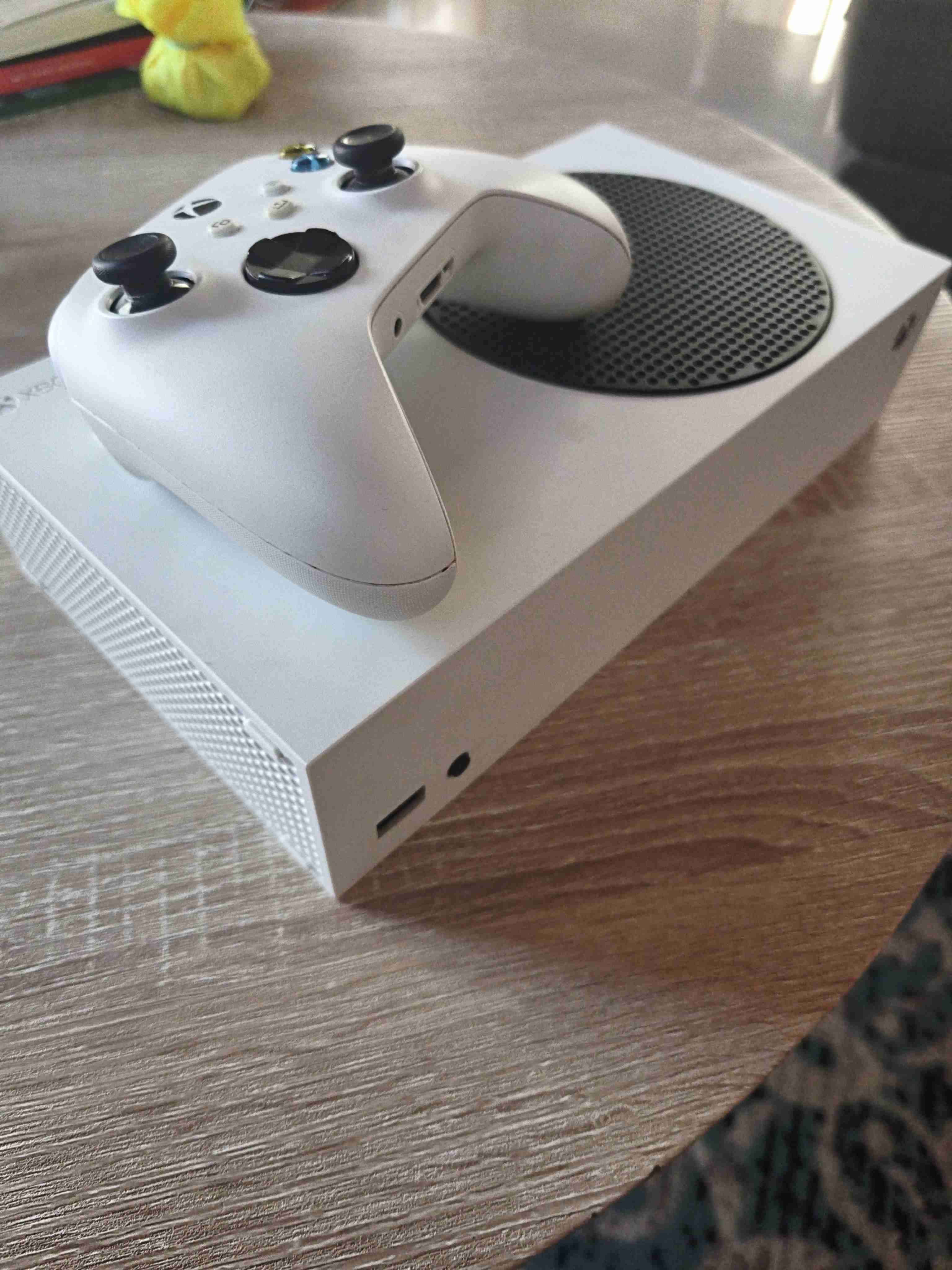 Consola Xbox serie S - miniatura 3