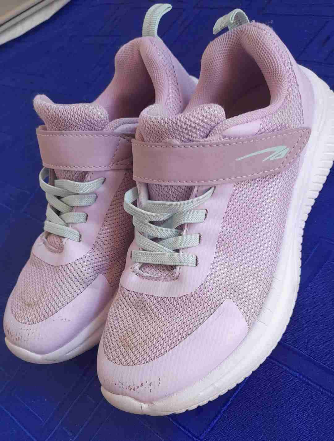 Zapatillas deportivas rosadas n33 - miniatura 2