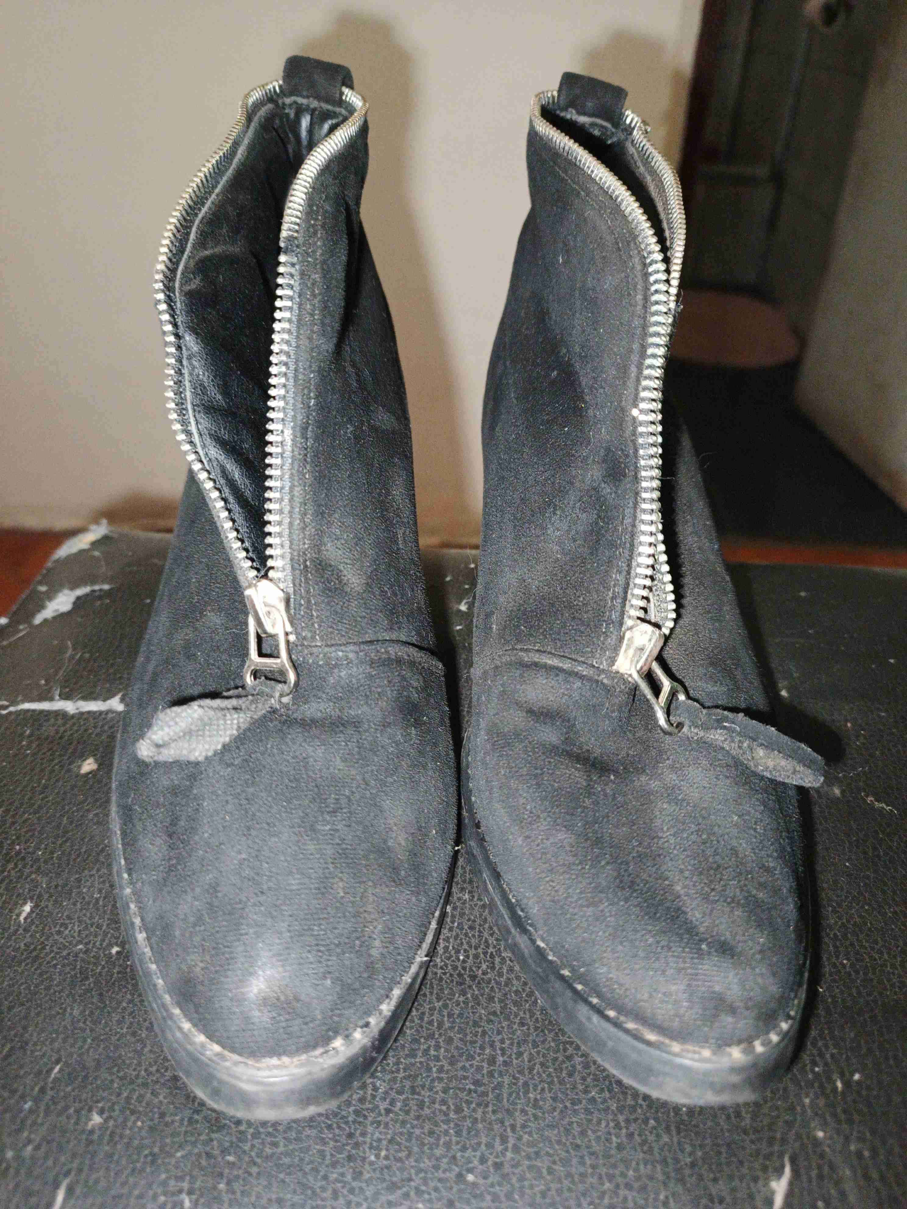 Botines negros con cierre - miniatura 2