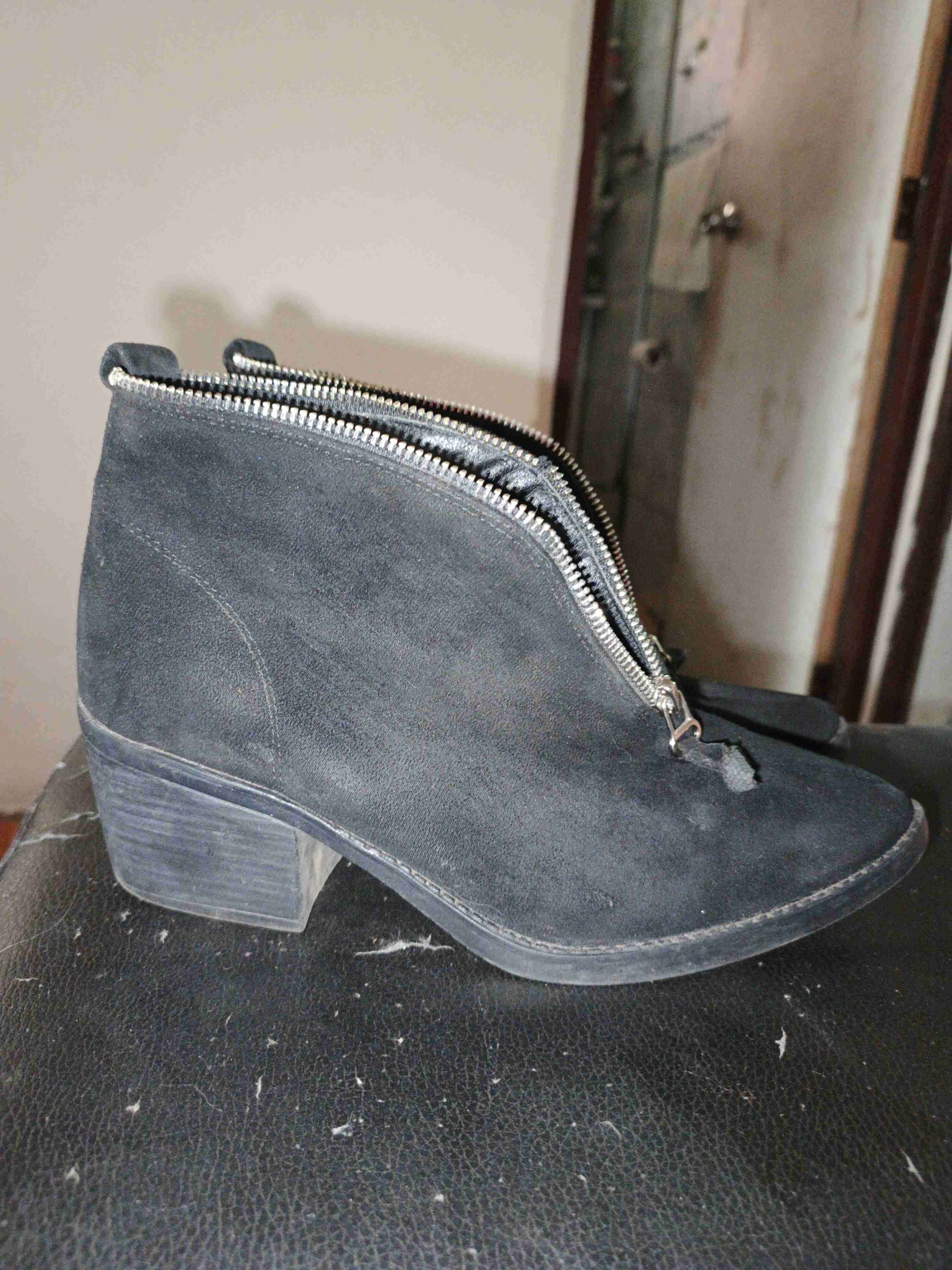 Botines negros con cierre - miniatura 3