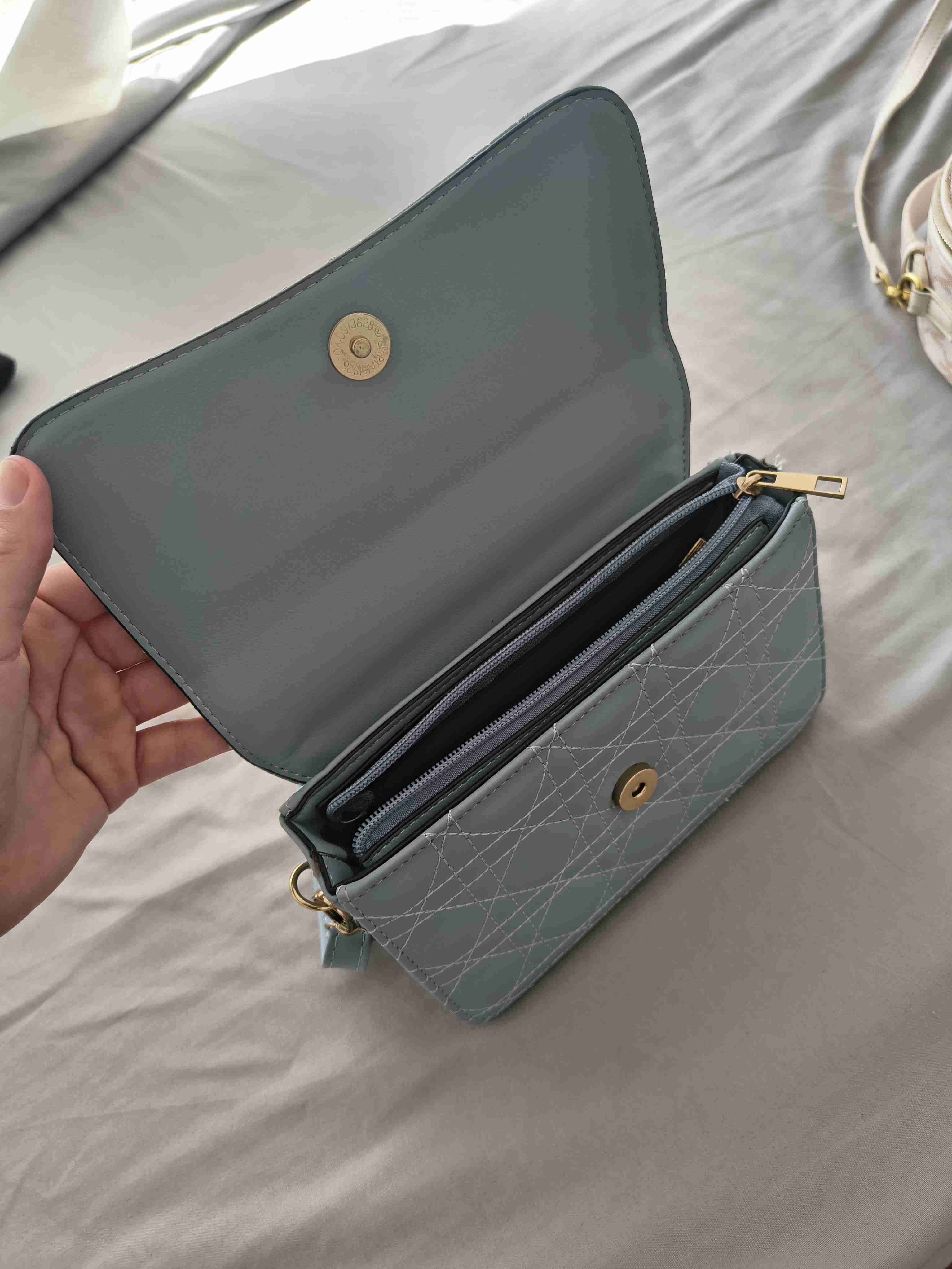 Cartera cruzada azul con logo - miniatura 2