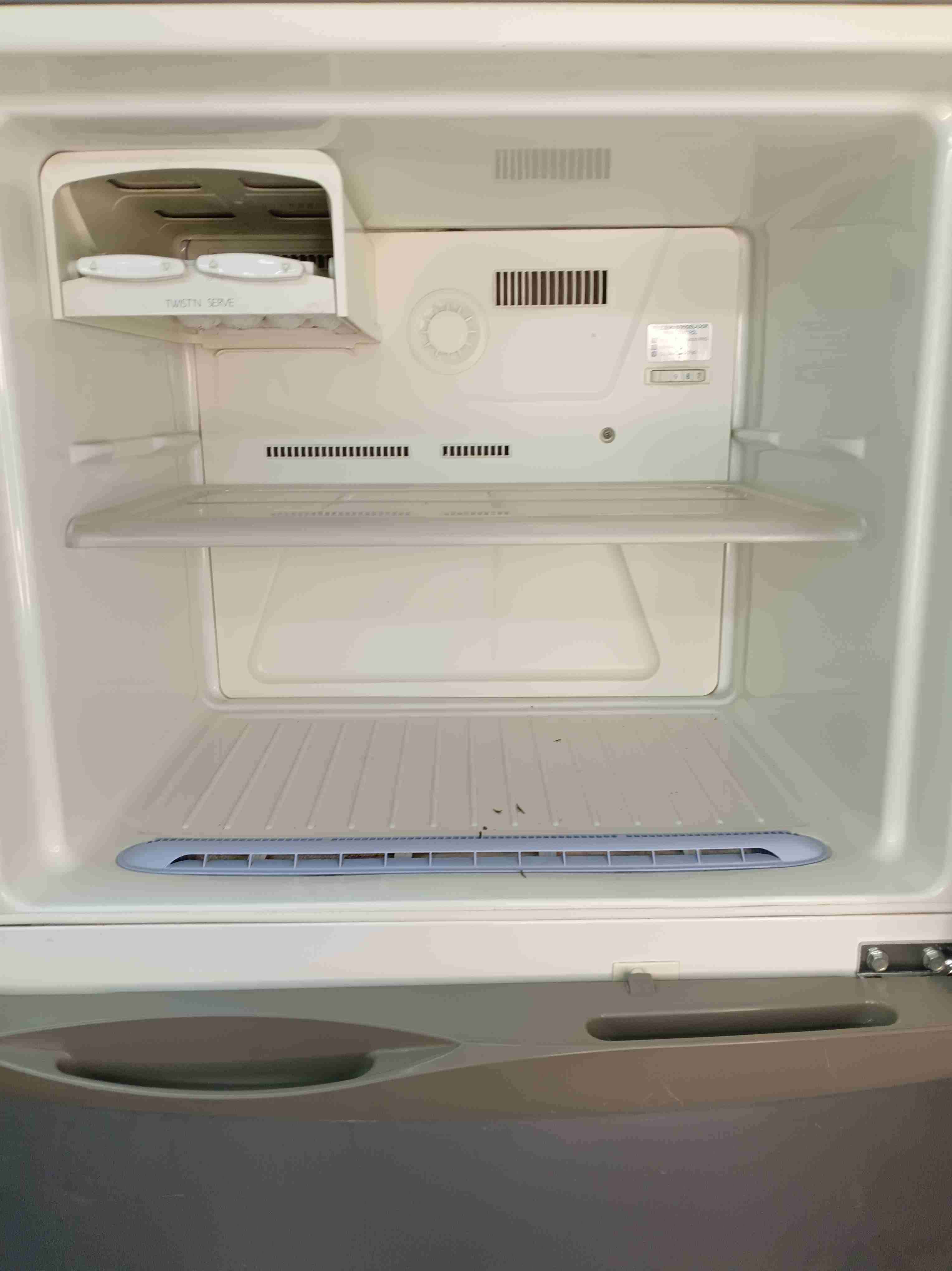 Refrigerador LG plata usado - 5