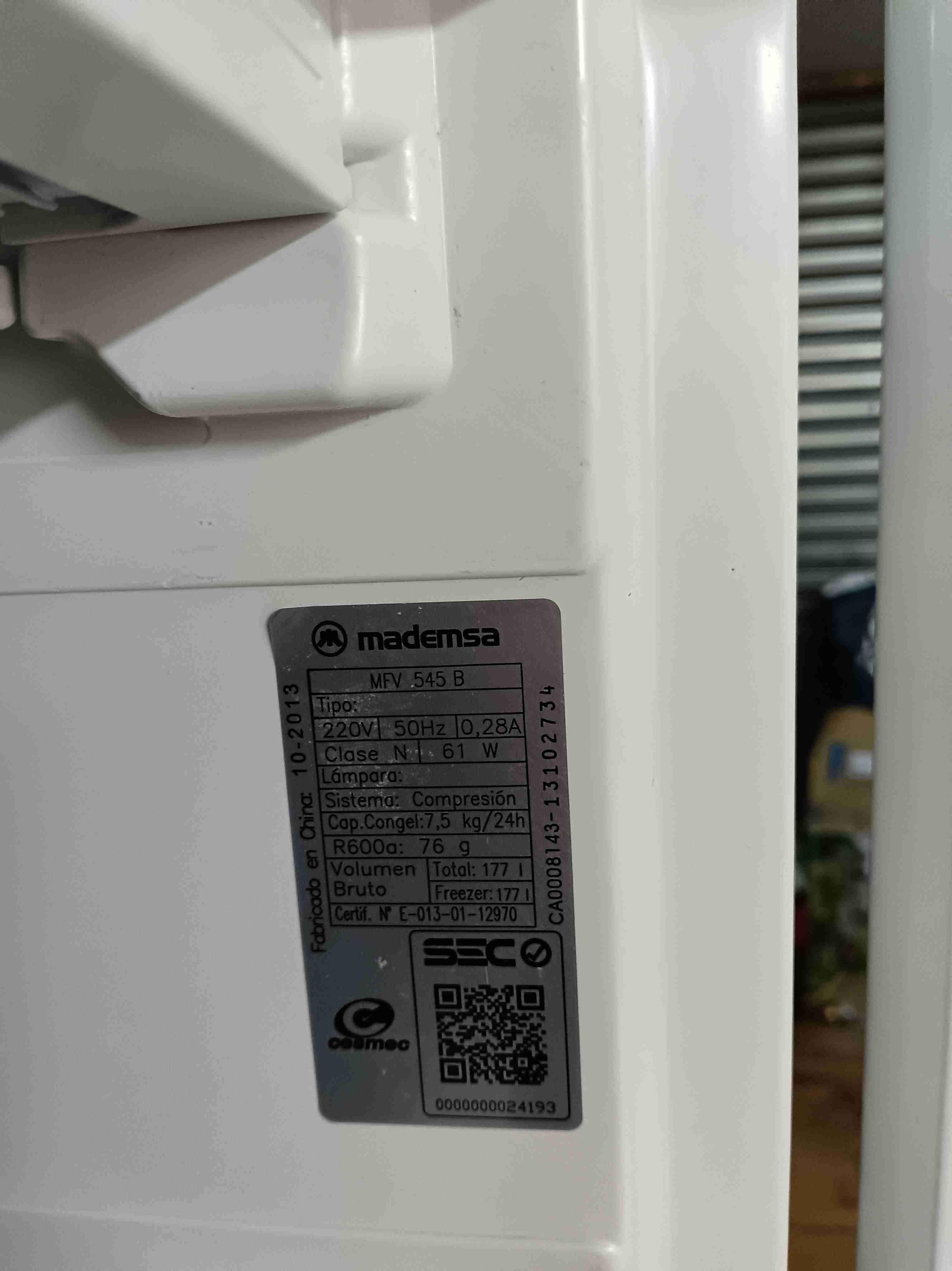 Congelador Mediana vertical - miniatura 6