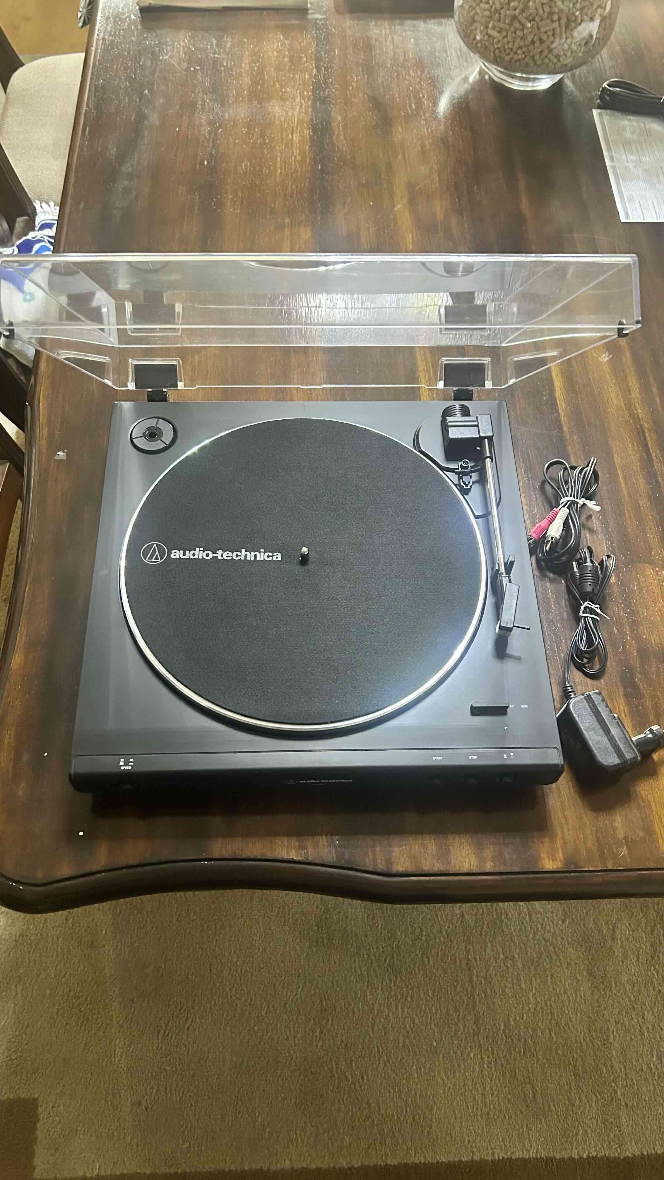 Tornamesa Audio-Technica AT-LP60X Automática - 2