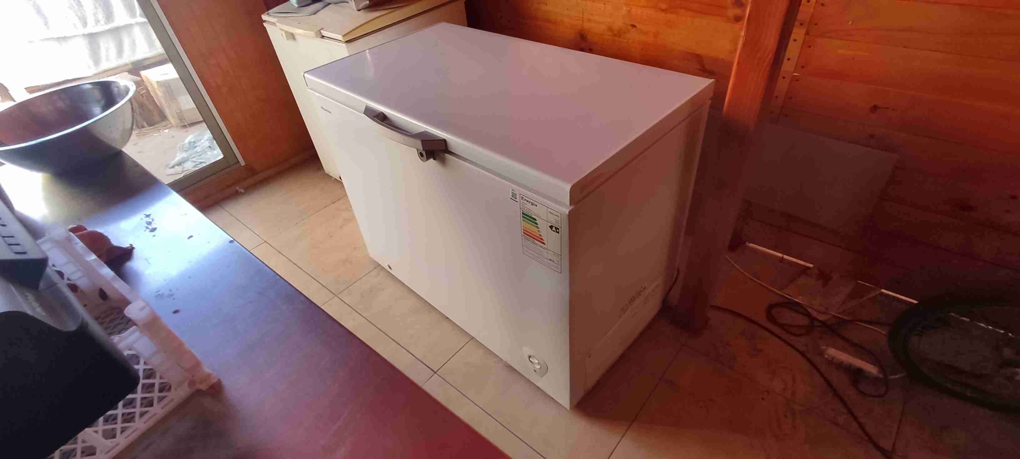 Congelador horizontal Hisense blanco - miniatura 2