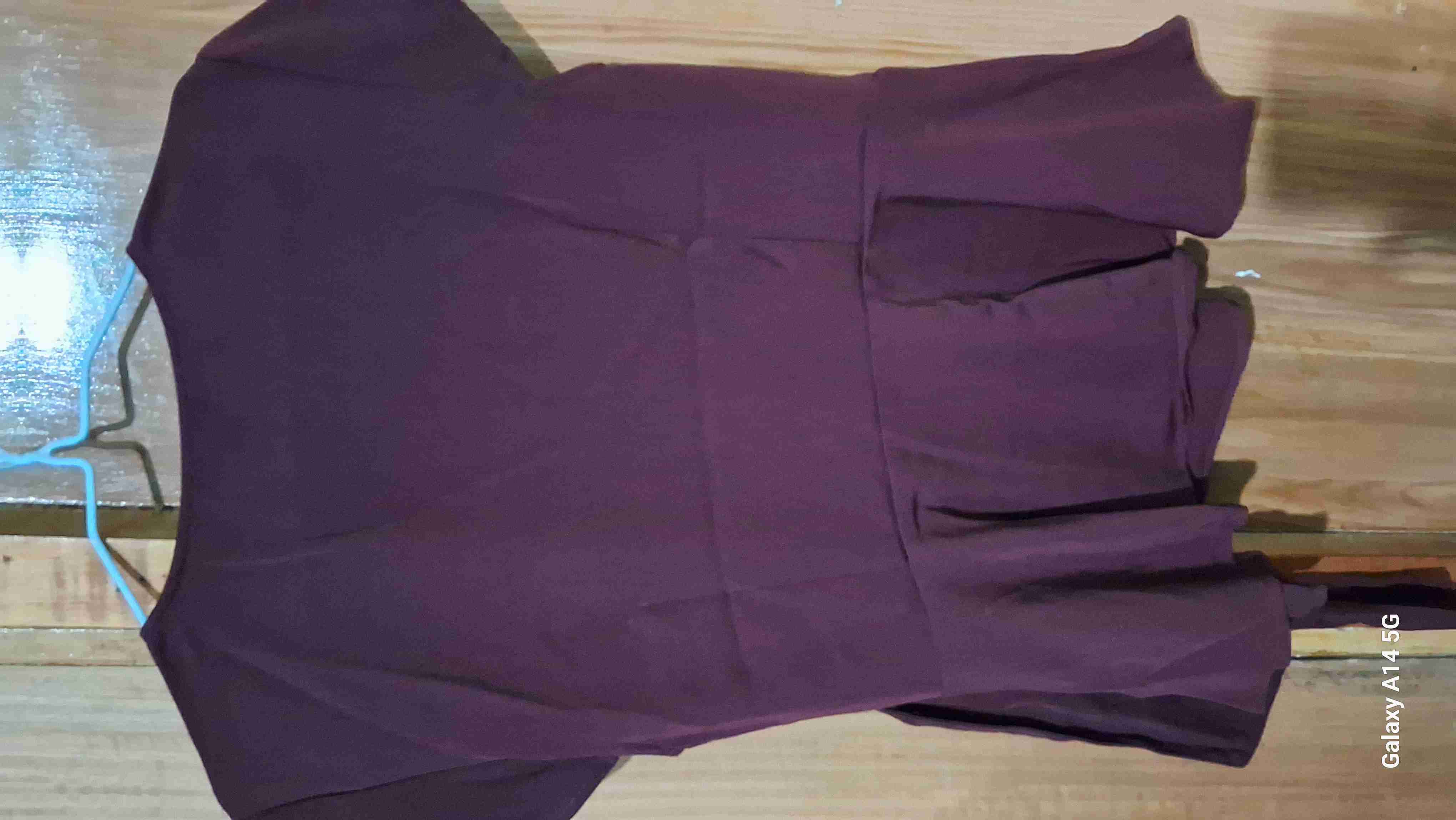 Blusa morada con lazo - miniatura 2