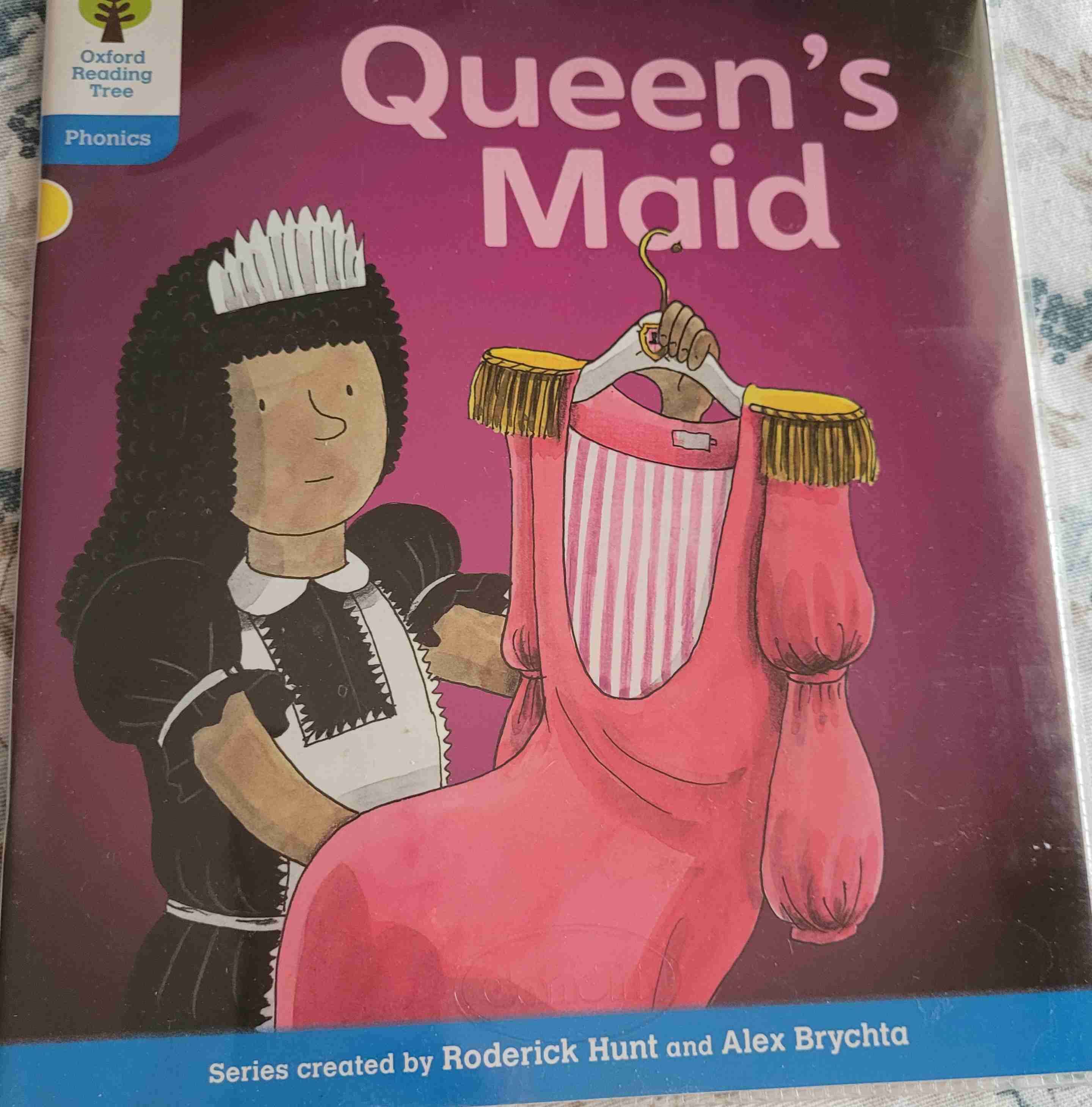 Libro infantil de estudio 'Chairs in the Air' - miniatura 2