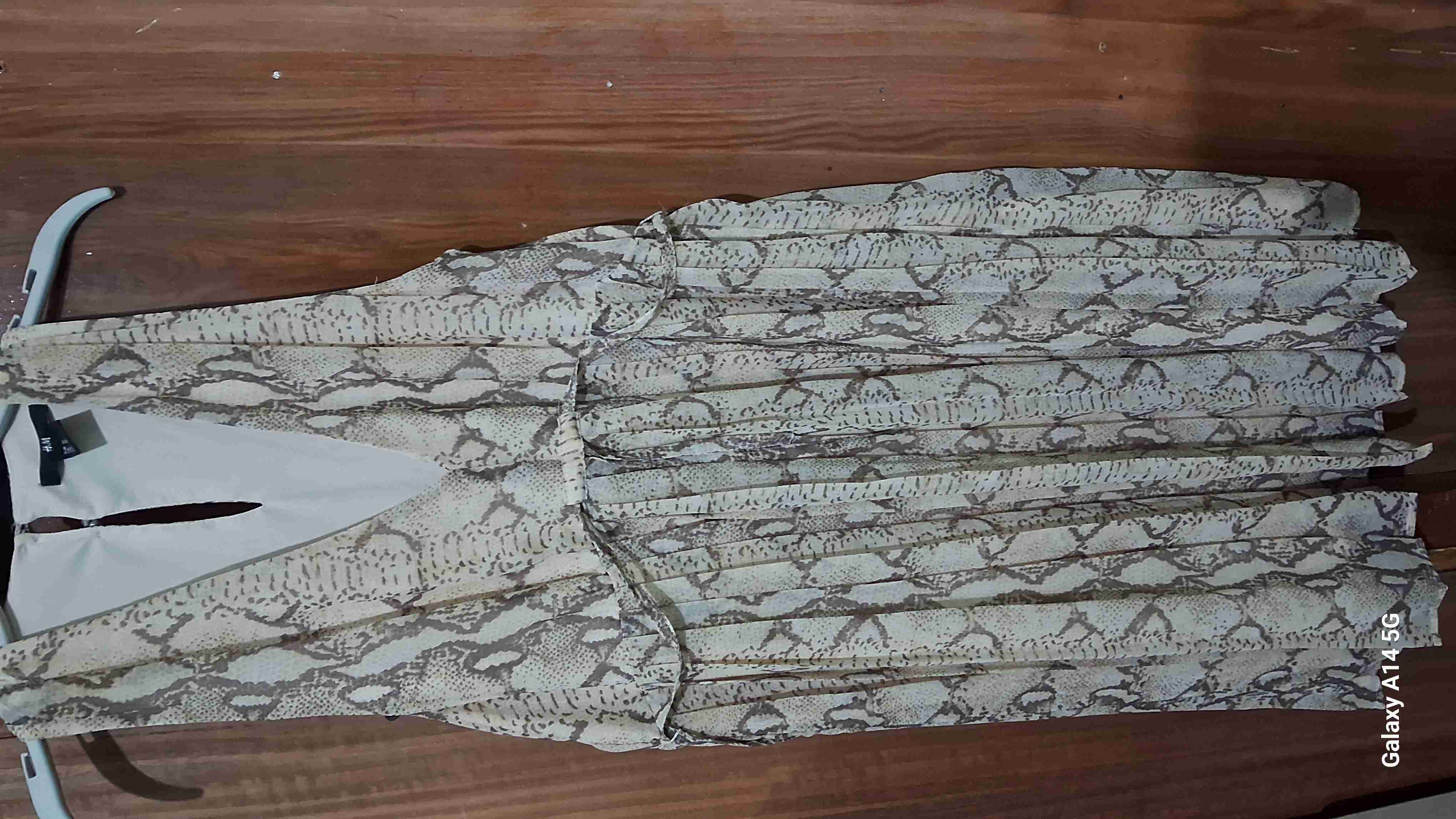 Vestido estampado de serpiente - 1