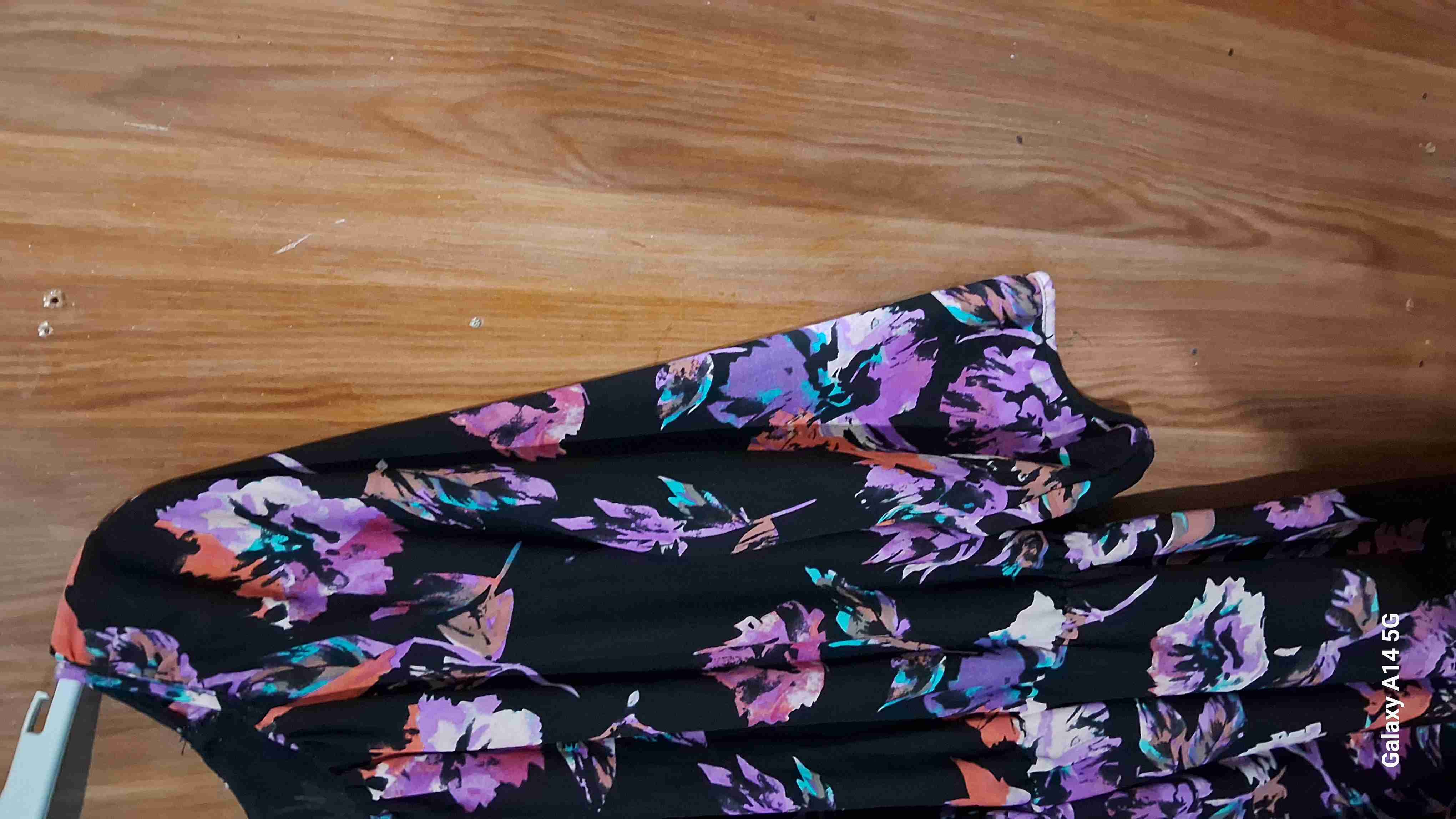 Vestido floral negro multicolor - 2