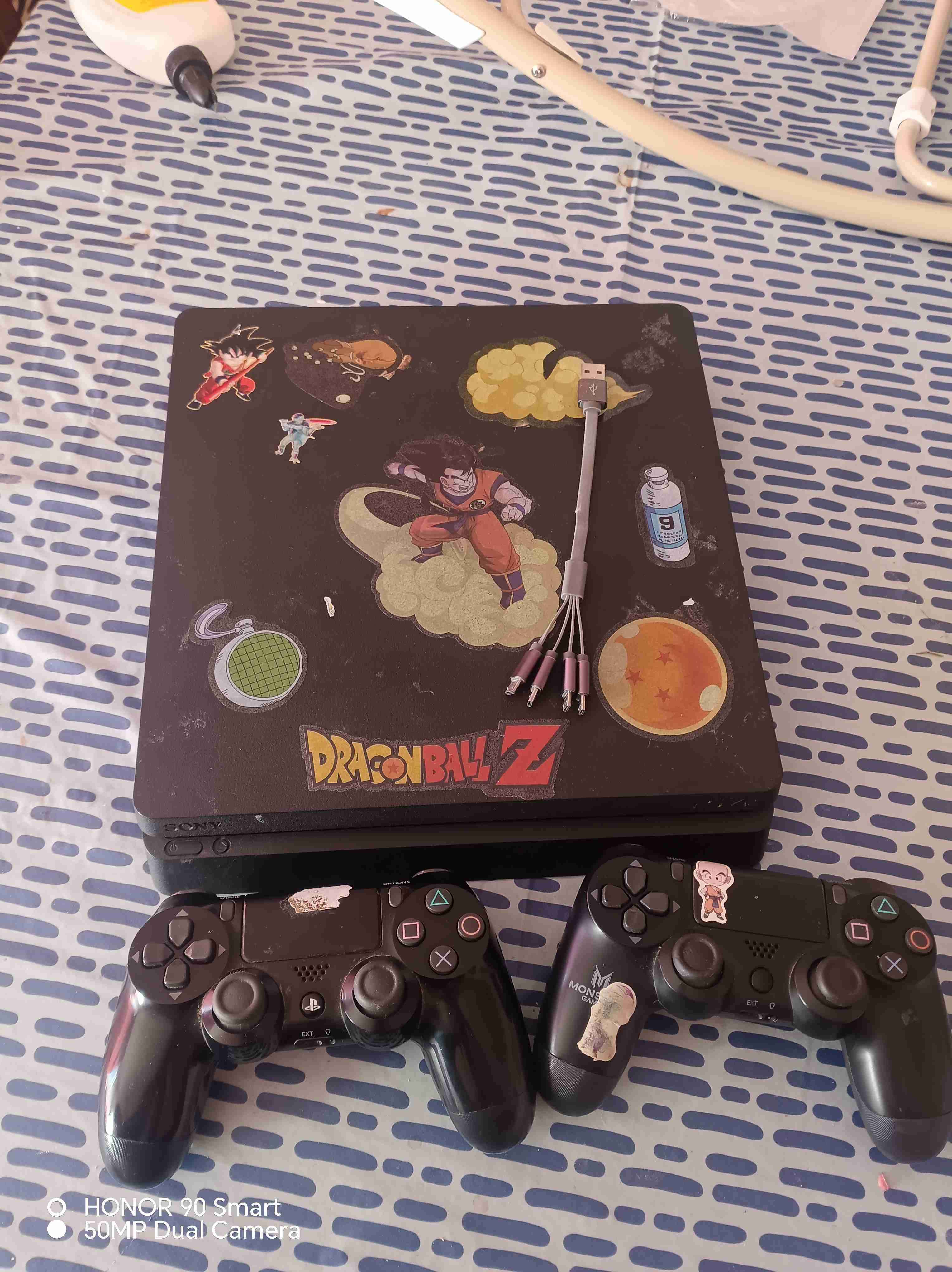 Consola PS4 - miniatura 3