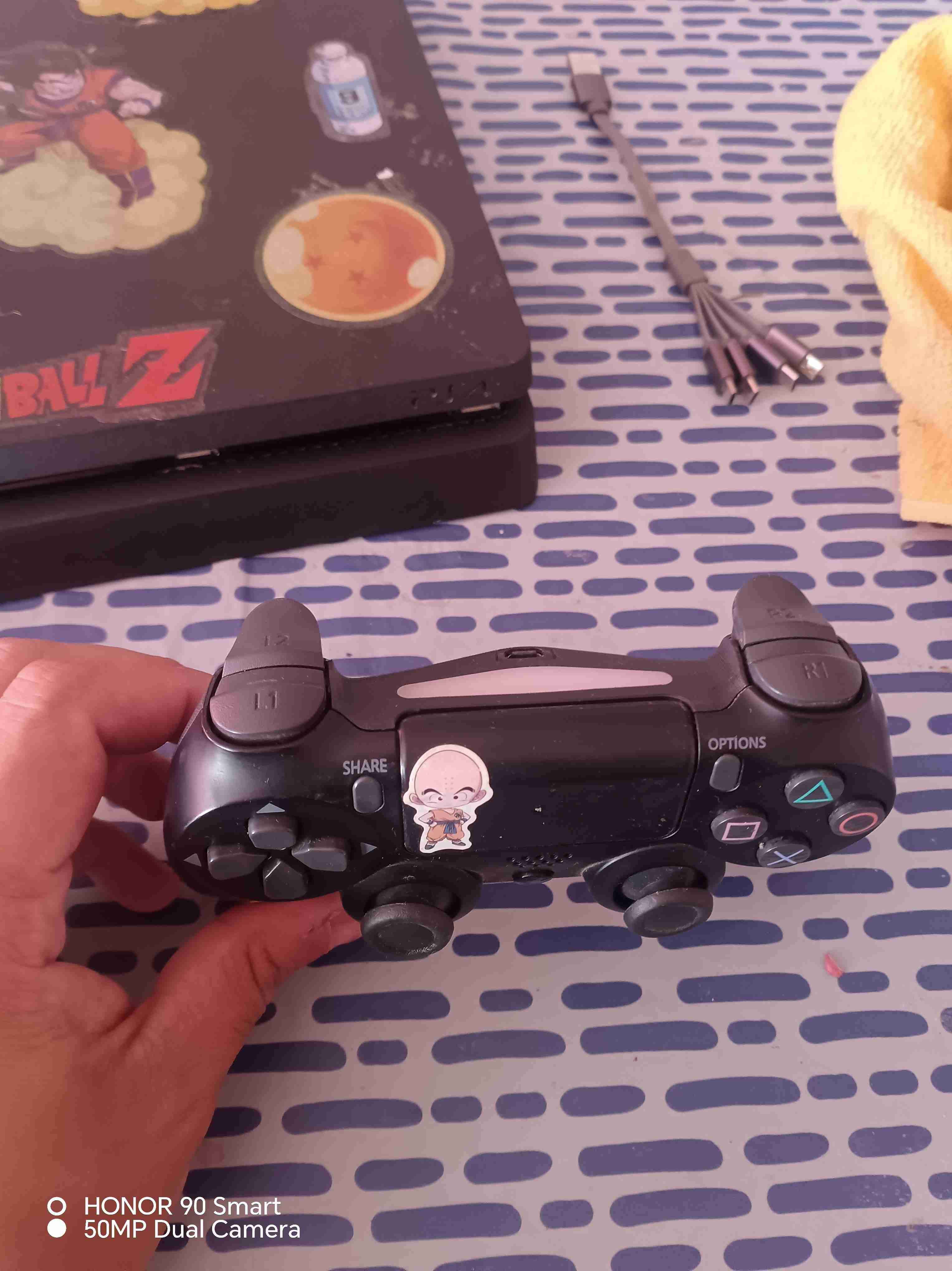 Consola PS4 - miniatura 5
