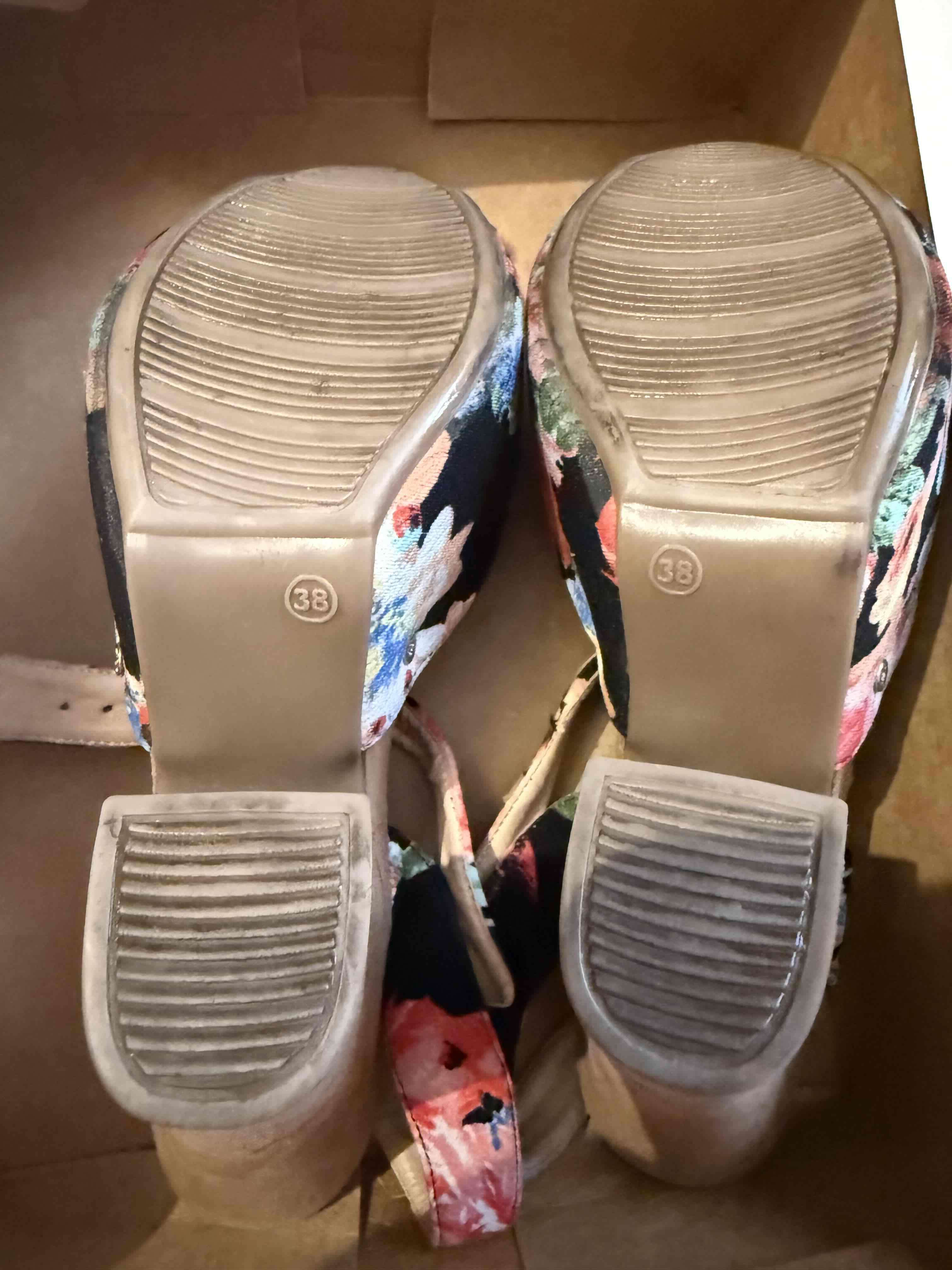 Sandalias de tacón floral PERUANAS - miniatura 3