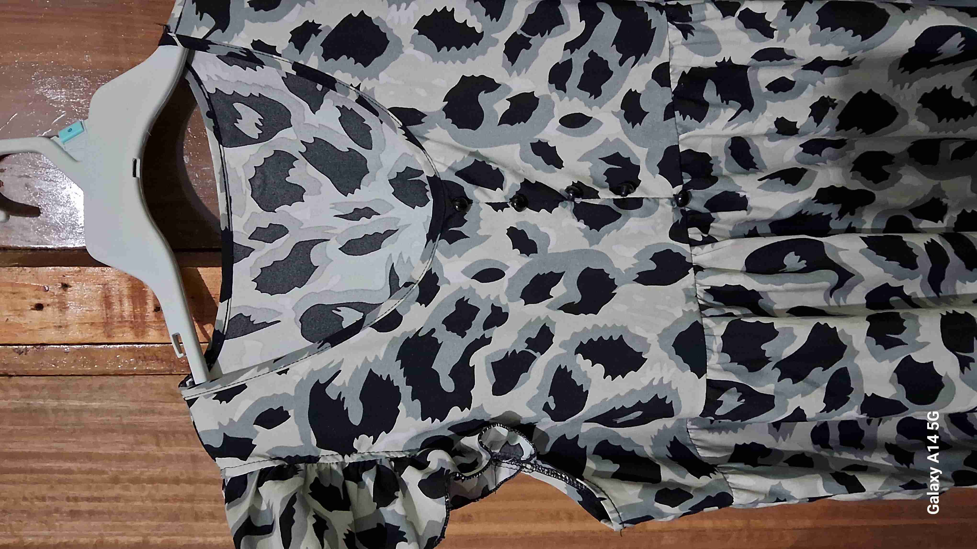 Vestido estampado animal print - miniatura 2