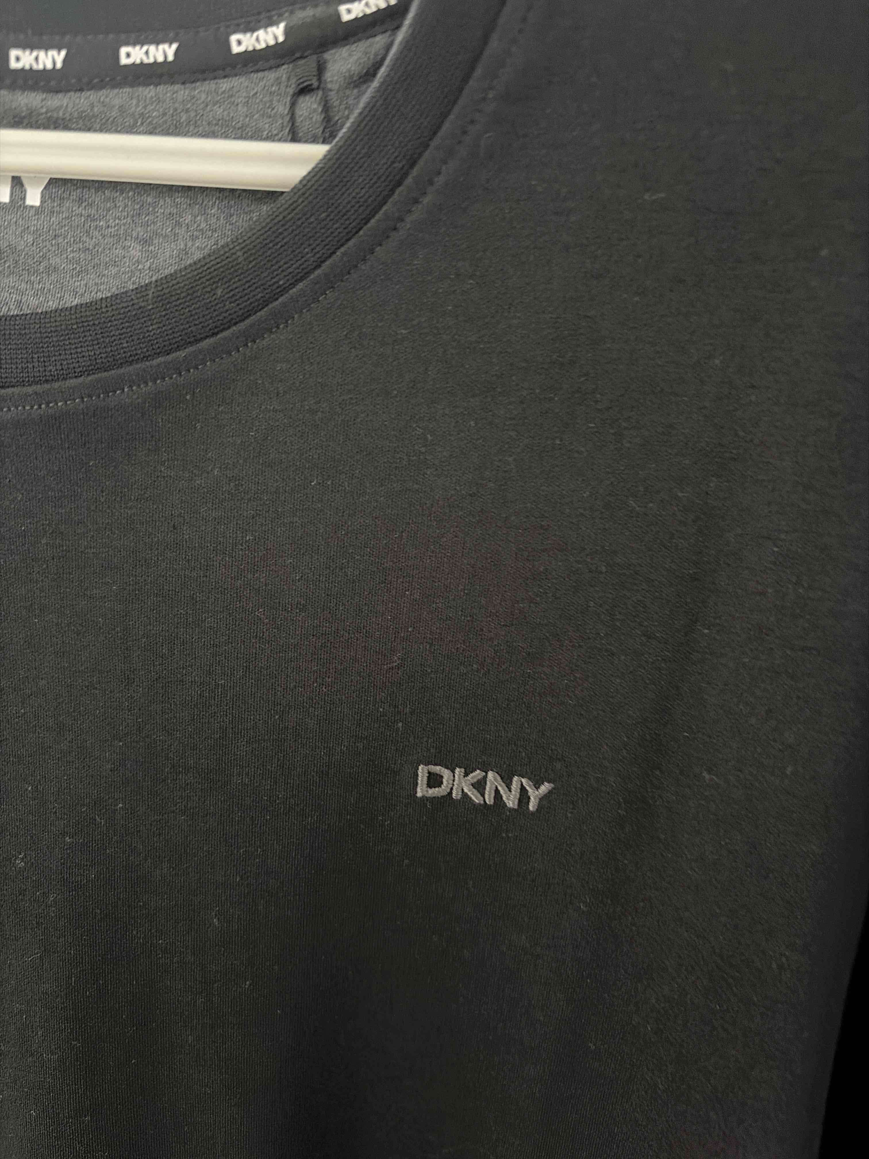 Polera negra DKNY - miniatura 2