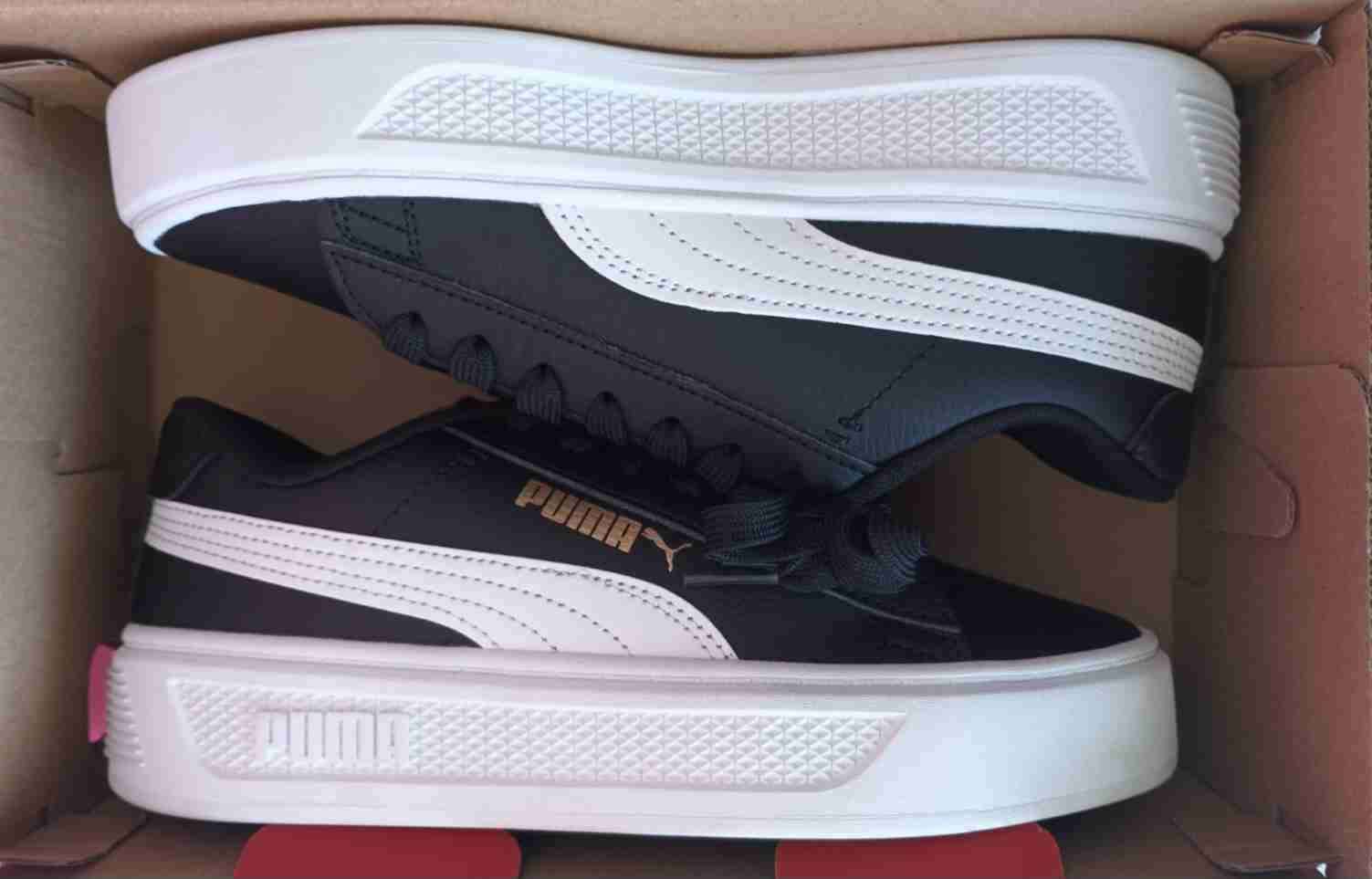 Zapatillas negras marca Puma Talla 37 - miniatura 2