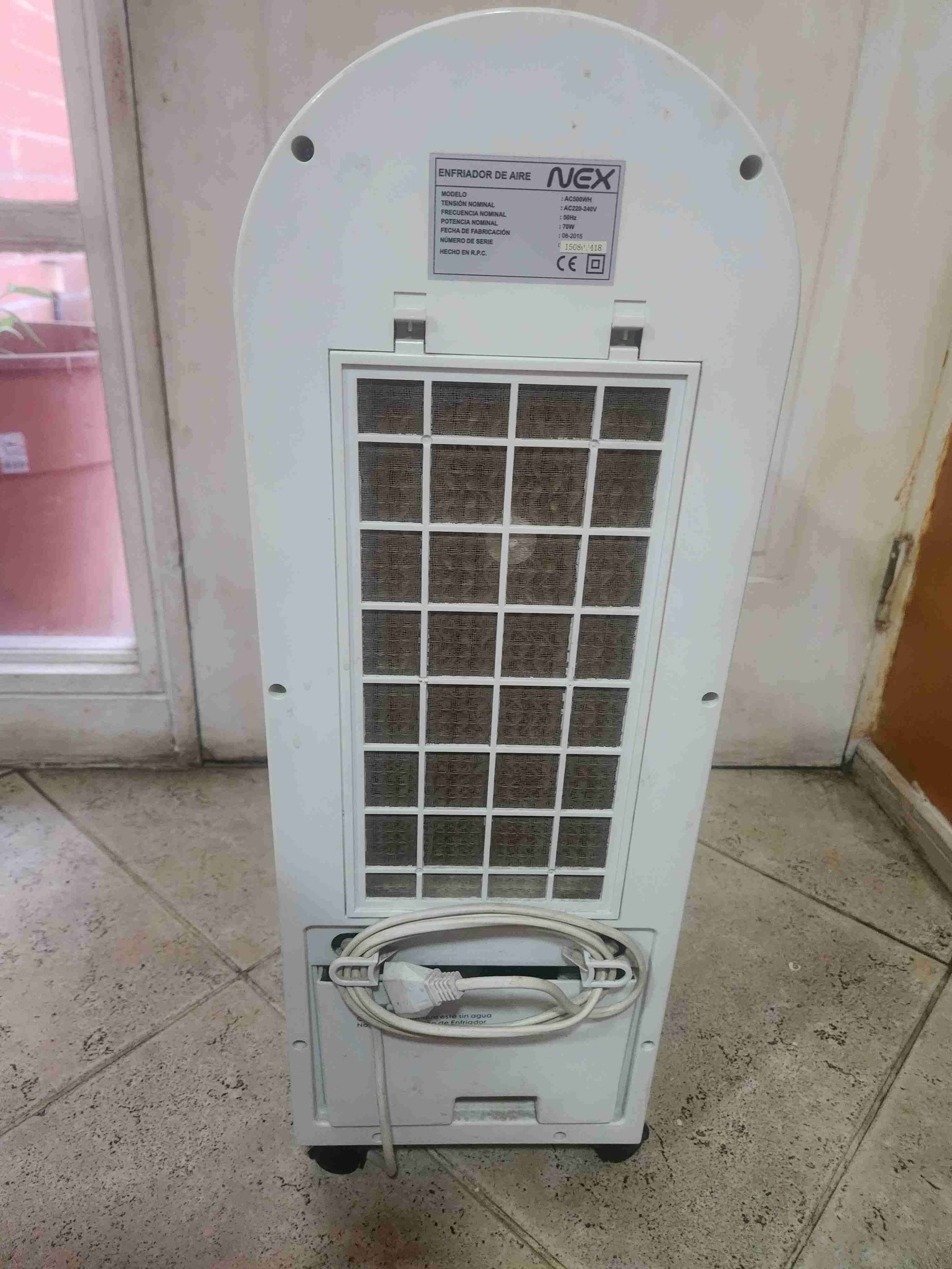 Ventilador torre Nex blanco y negro - miniatura 3