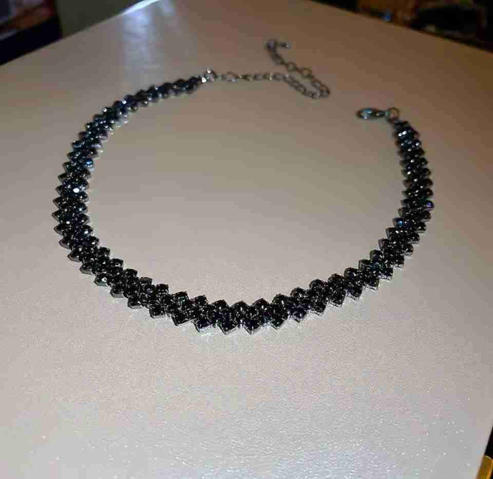 Collar elegante rosado,negro ,tricolor y tornasol - miniatura 4