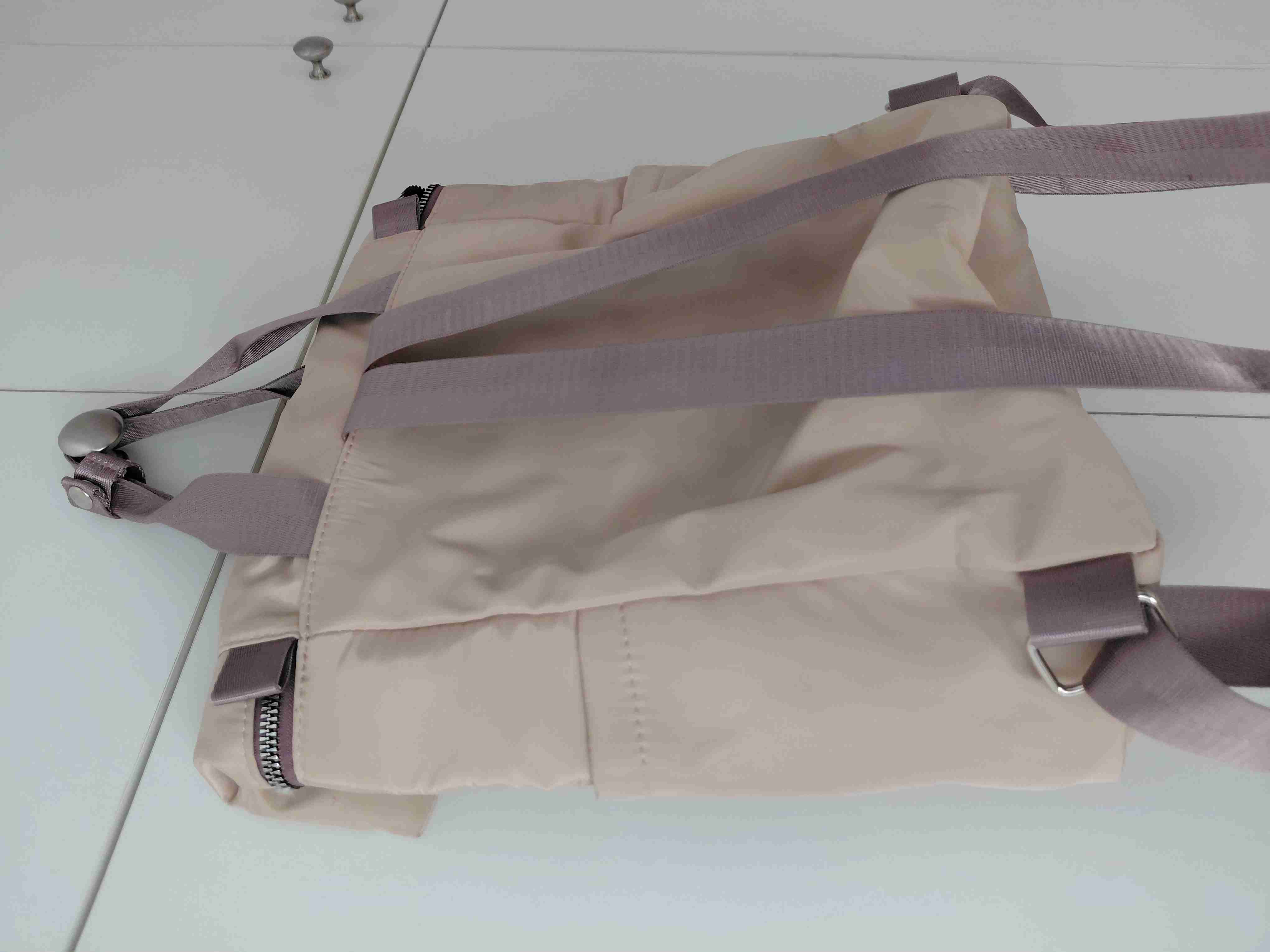 Mochila beige con morado - miniatura 5