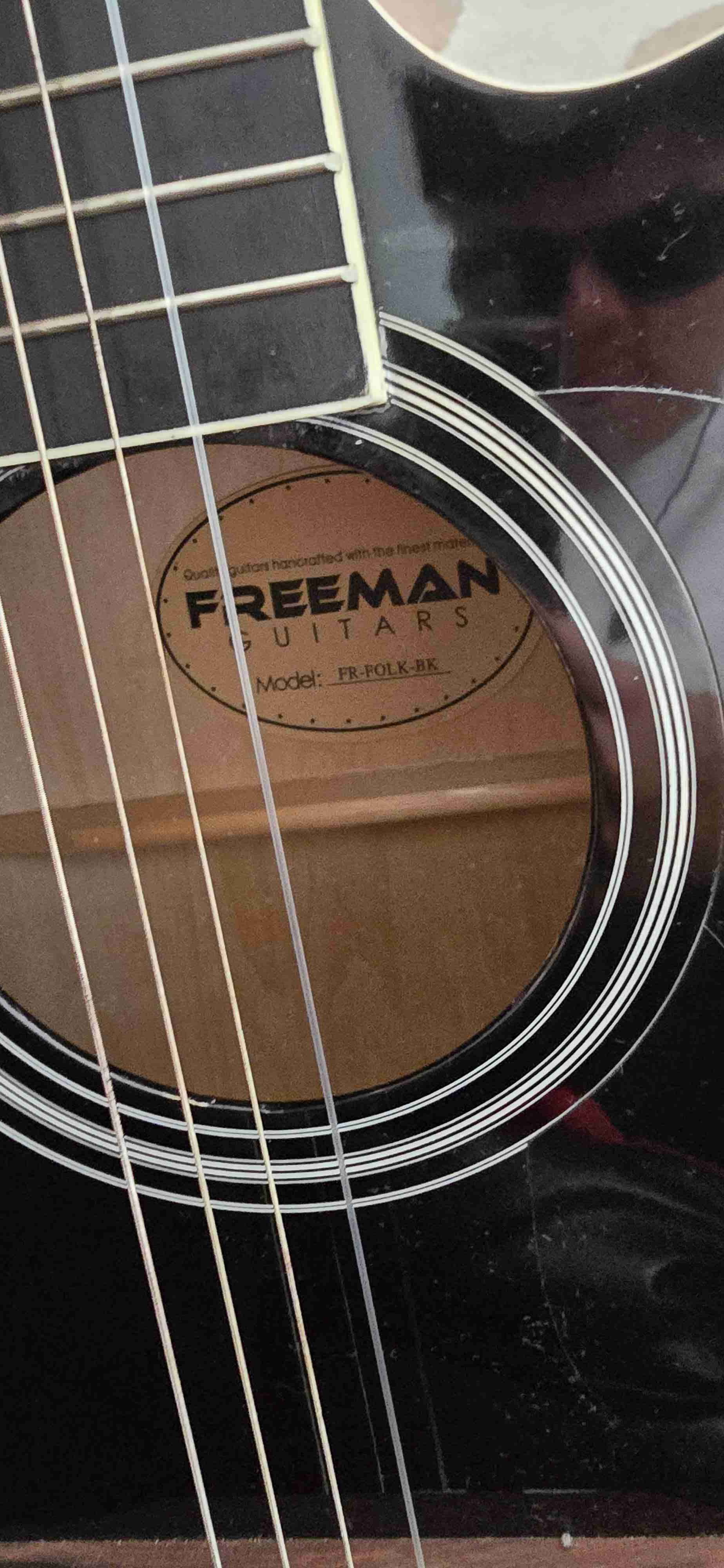 Guitarra electroacústica negra Freeman - miniatura 4