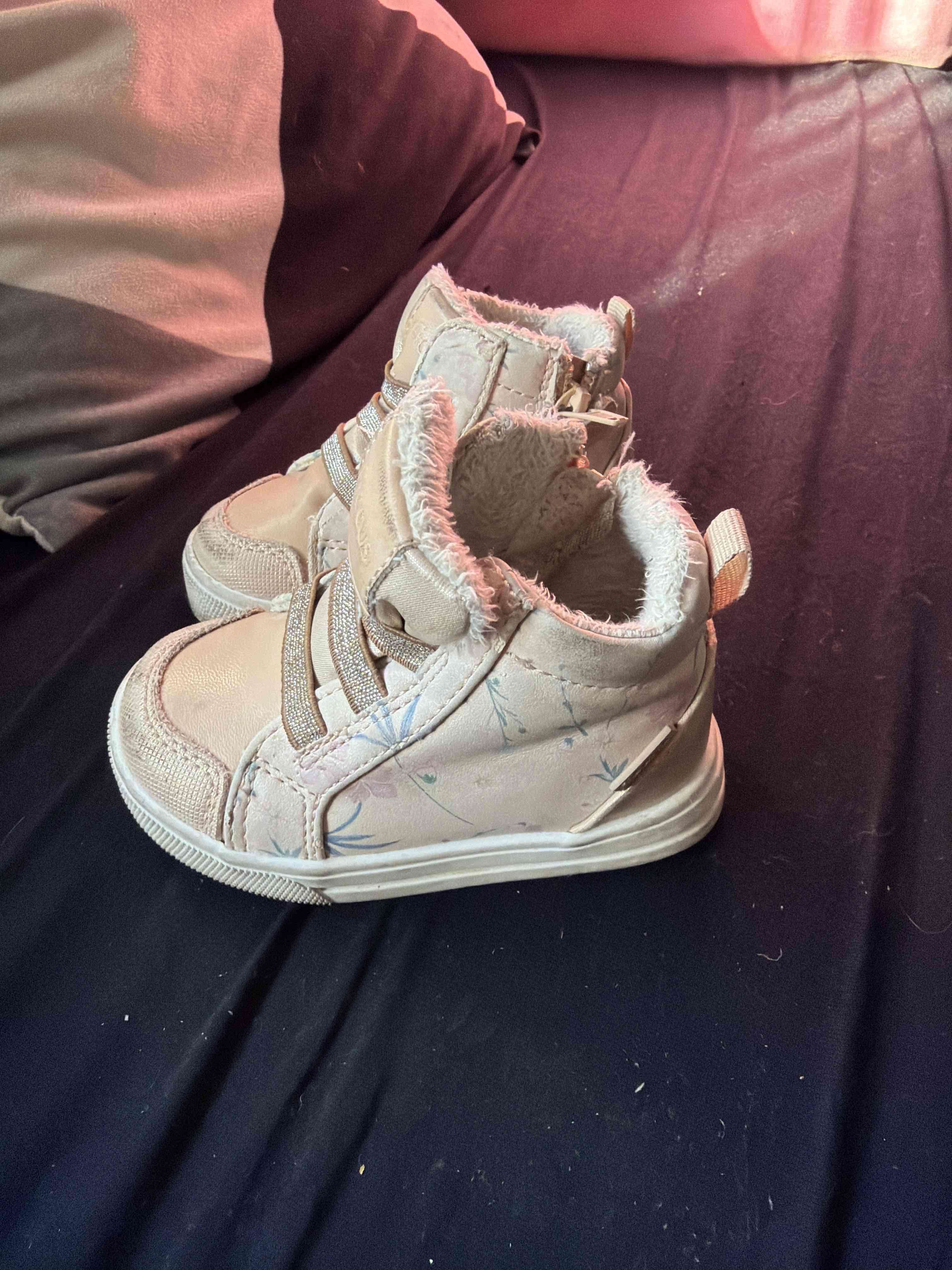 Zapatillas rosada ficcus para bebé - miniatura 2