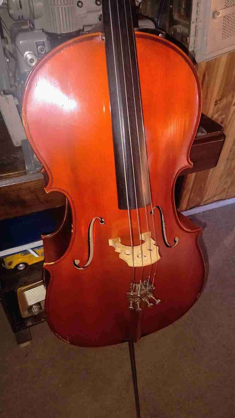 Violonchelo clásico en buen estado.. Cremona 1/4 - miniatura 3
