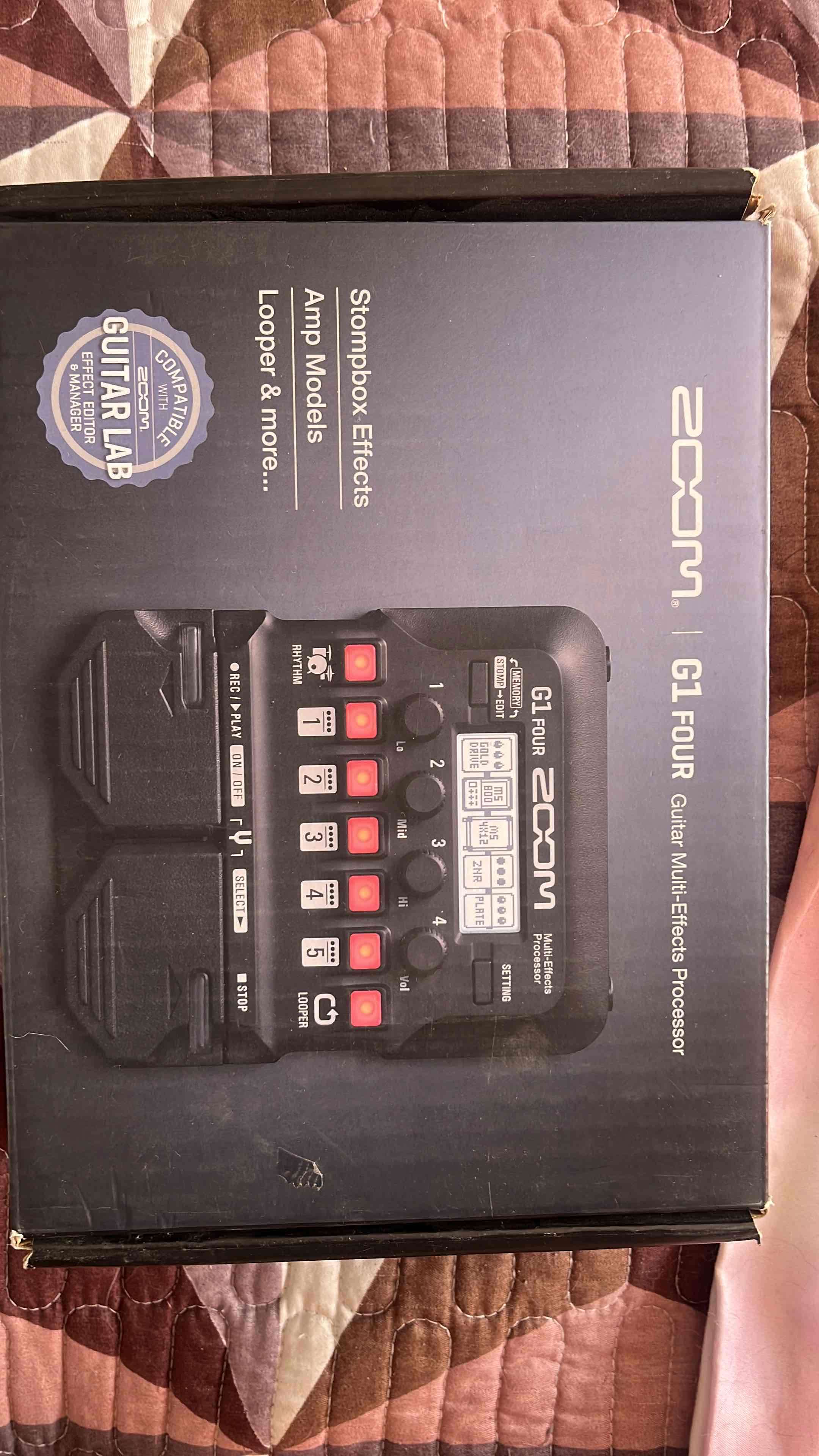Pedal de guitarras multiefectos marca Zoom G1 Four - 2