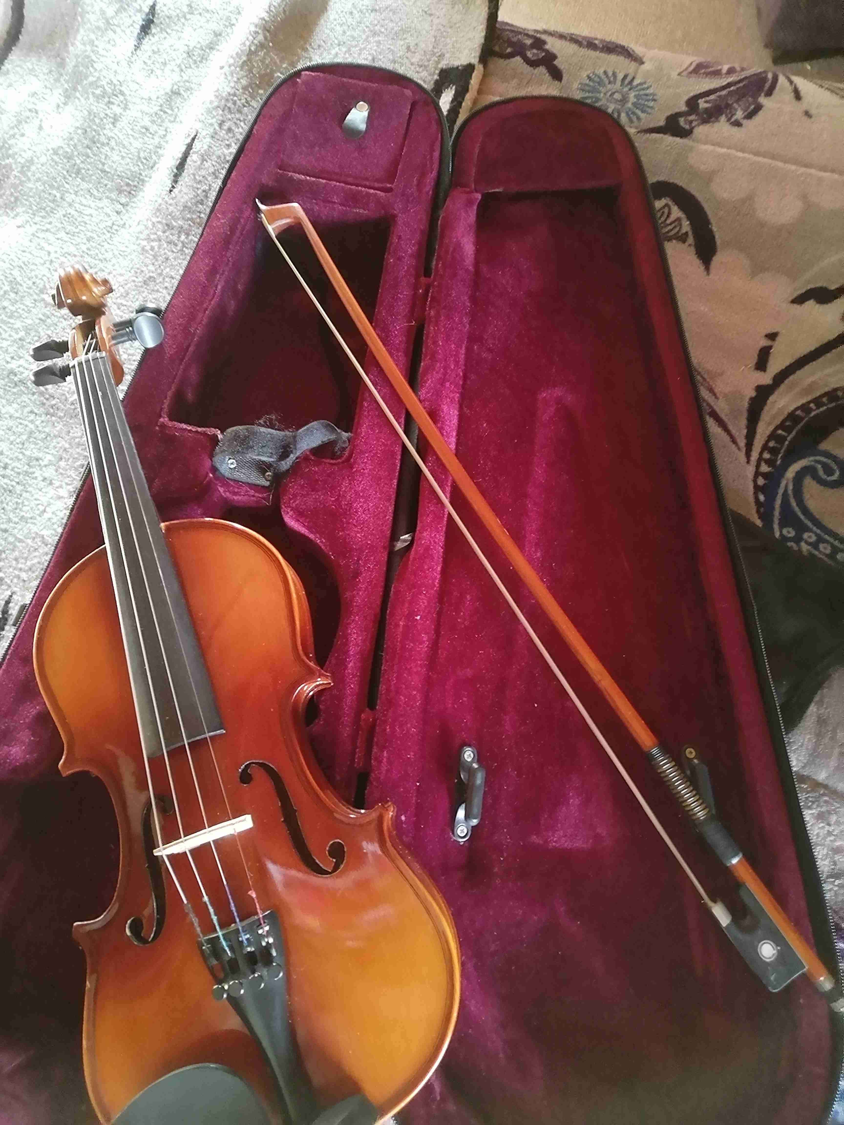 Violín con estuche rojo maxtone 1/2 - 4
