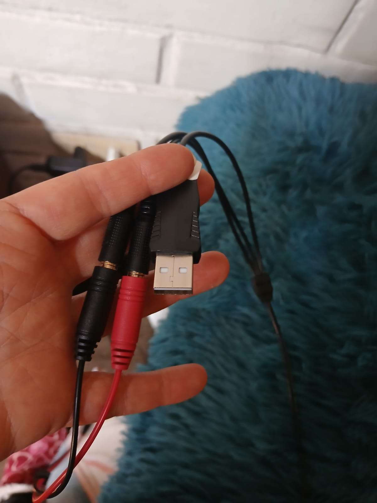 Audífonos REDDRAGON GAMER - miniatura 1