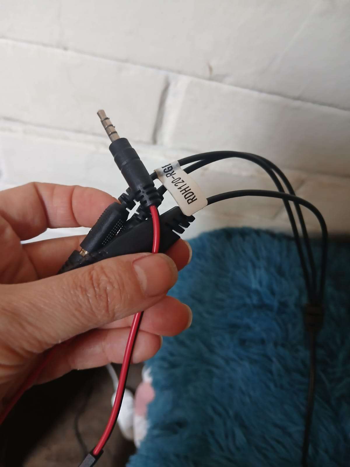 Audífonos REDDRAGON GAMER - miniatura 2