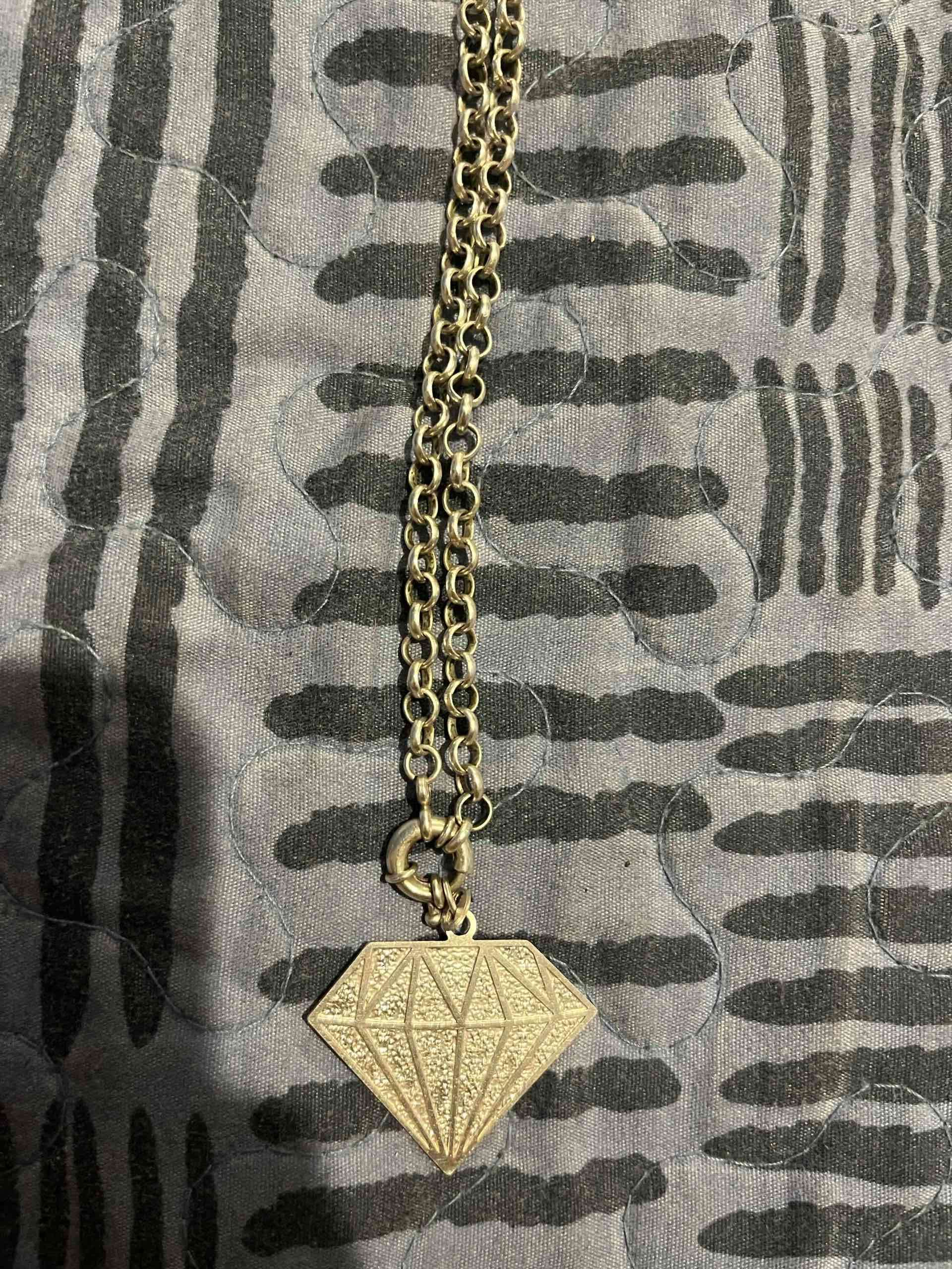 Cadena de plata con colgante de diamante - miniatura 2