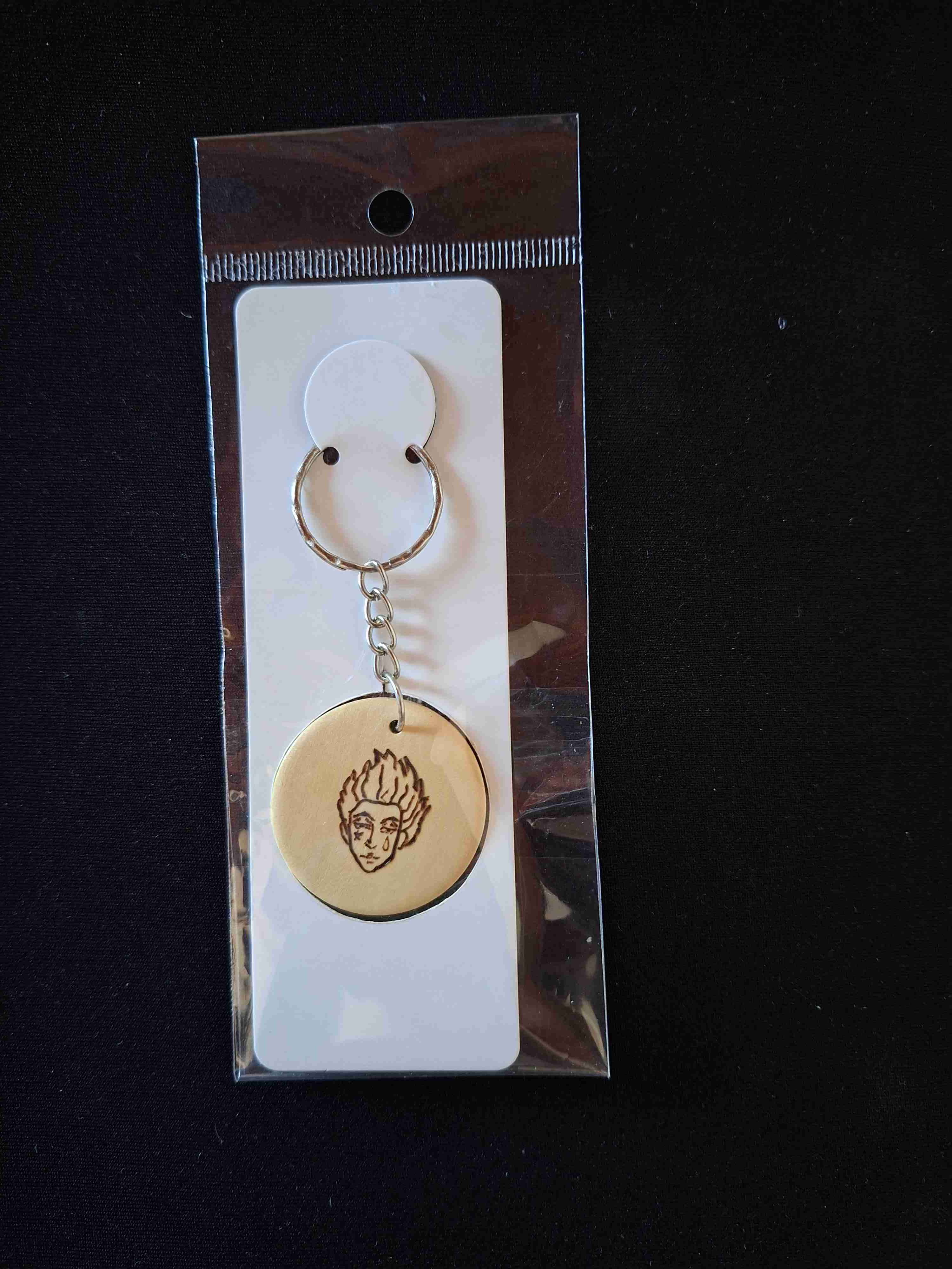 Llavero artesanal Hisoka - miniatura 2