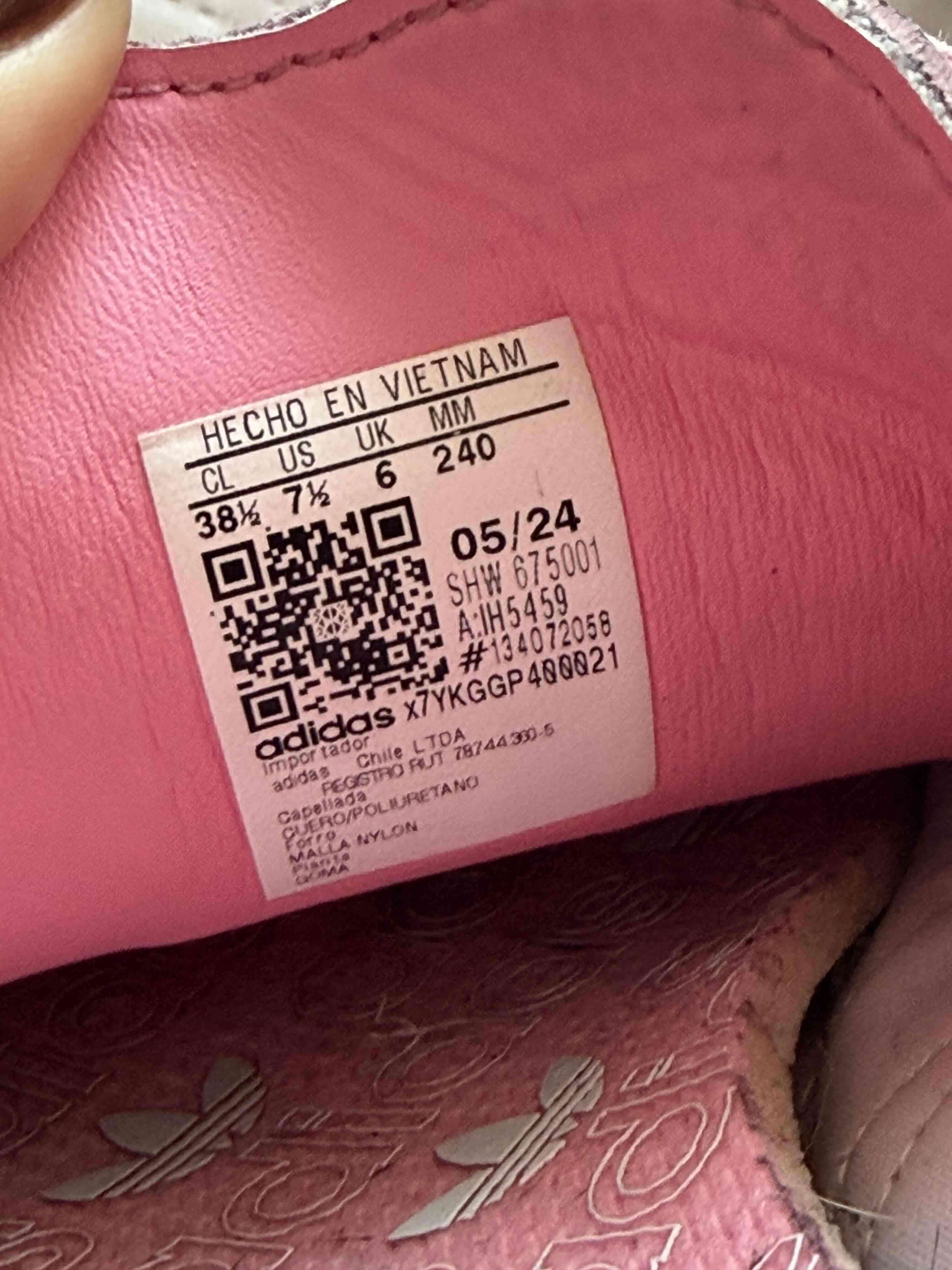 Zapatillas rosas con franjas - miniatura 2