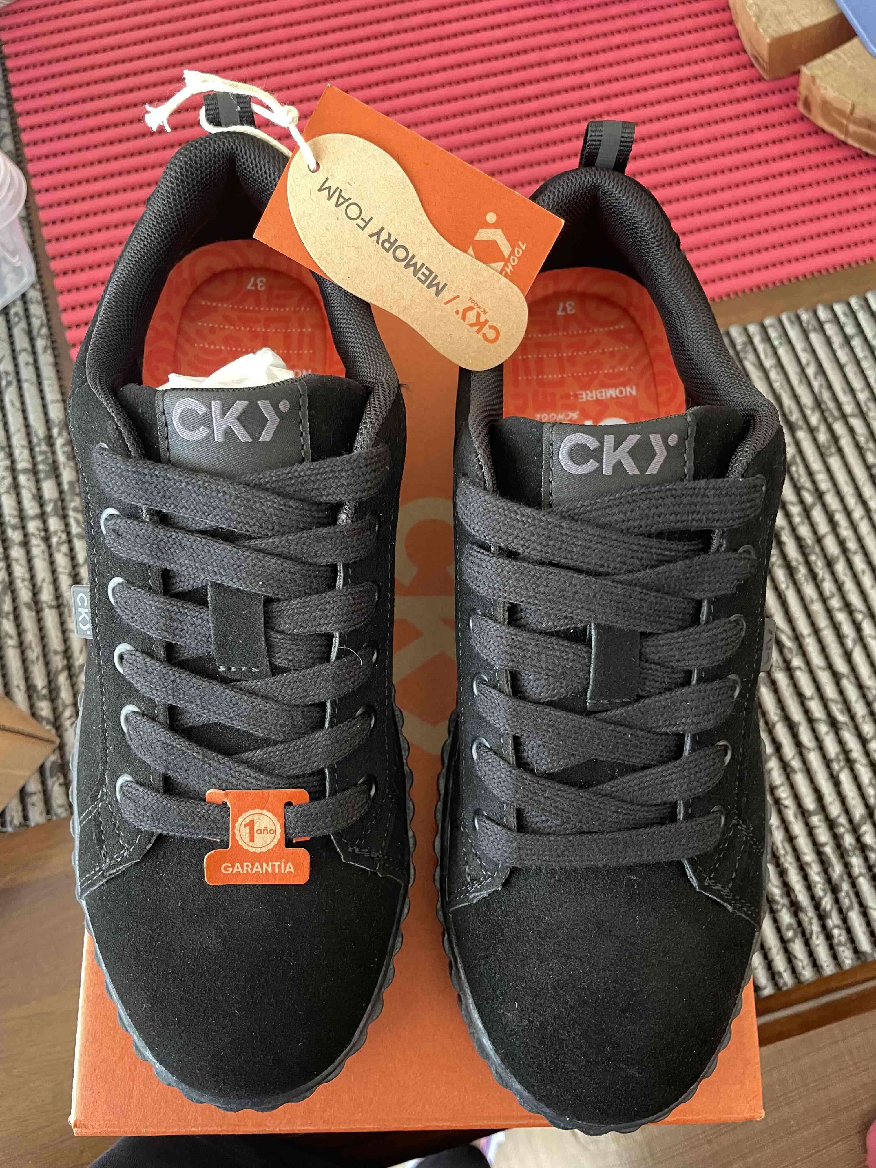 Zapatillas negras CKY - miniatura 1